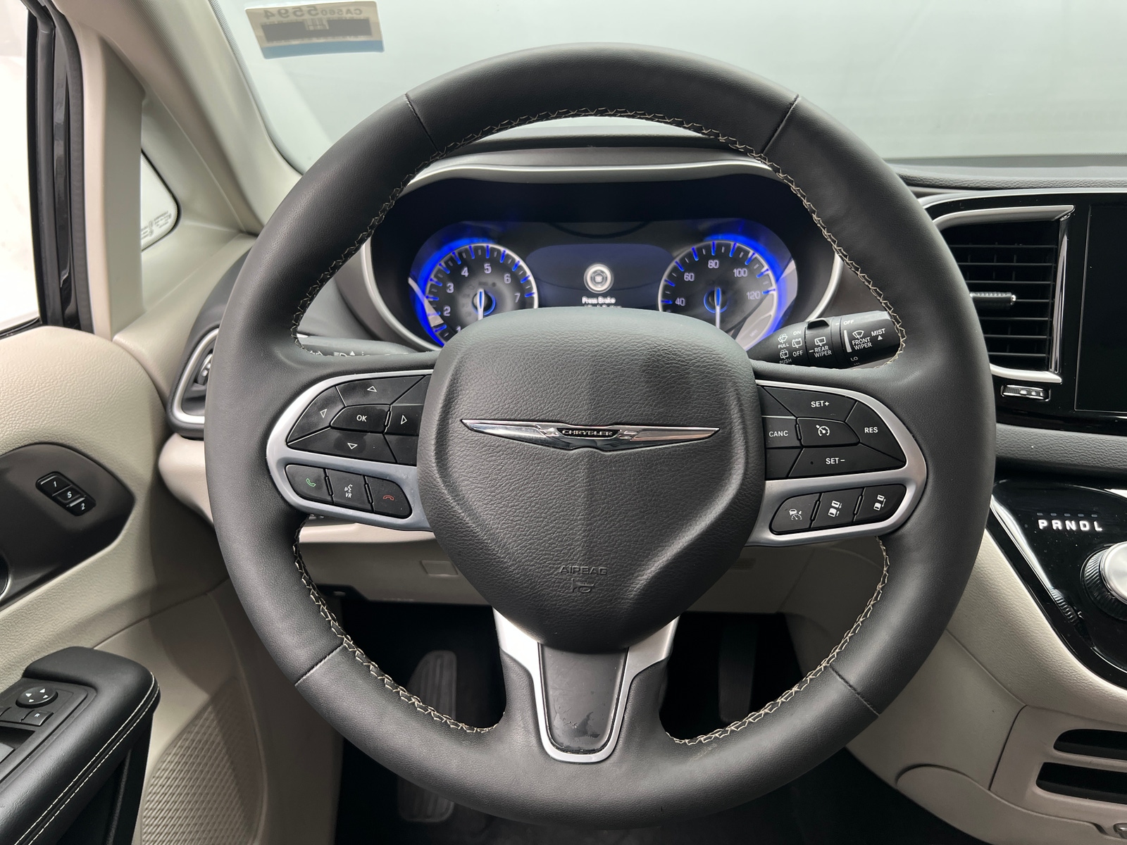 Thumbnail: 2024 Chrysler Pacifica - 4