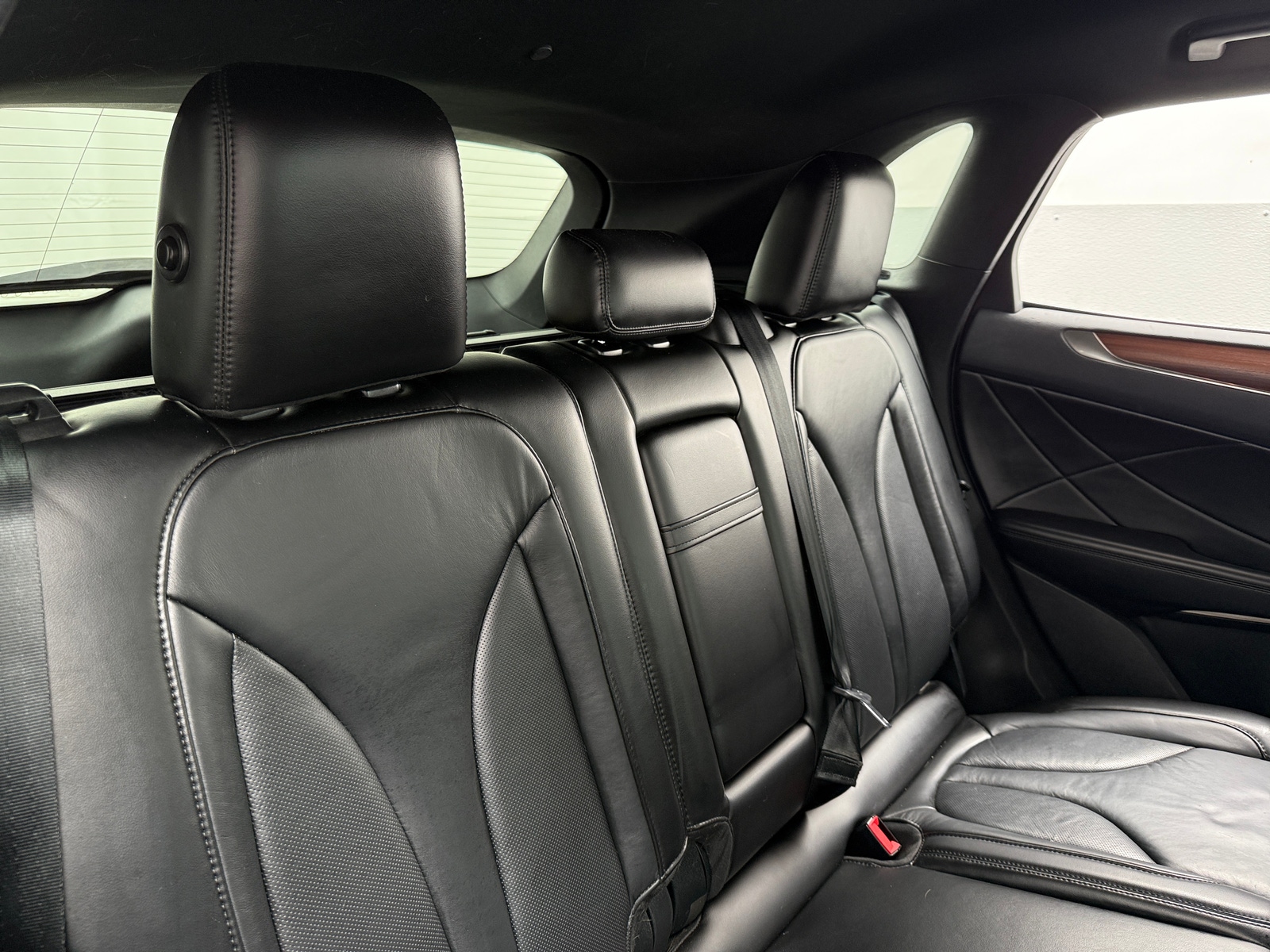 Thumbnail: 2017 Lincoln MKC - 5
