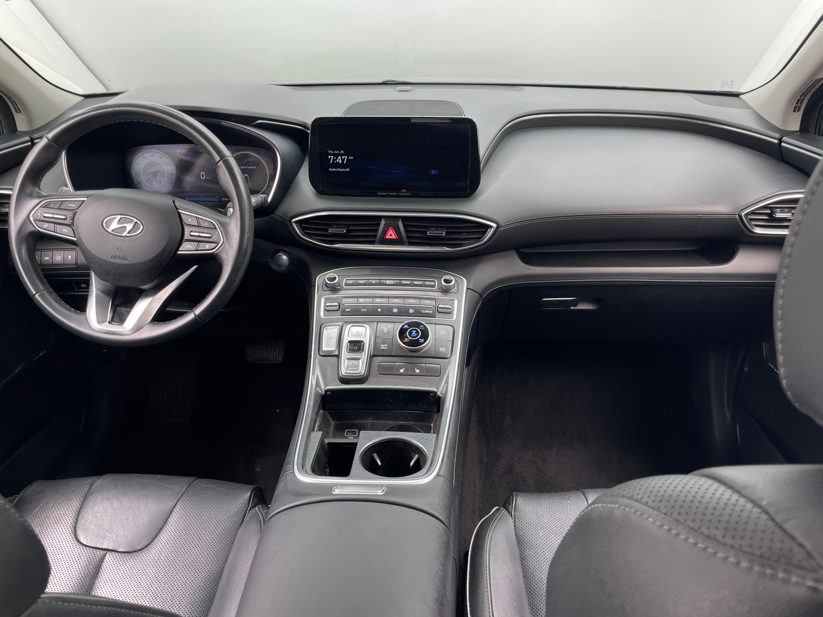Thumbnail: 2022 Hyundai Santa Fe - 3