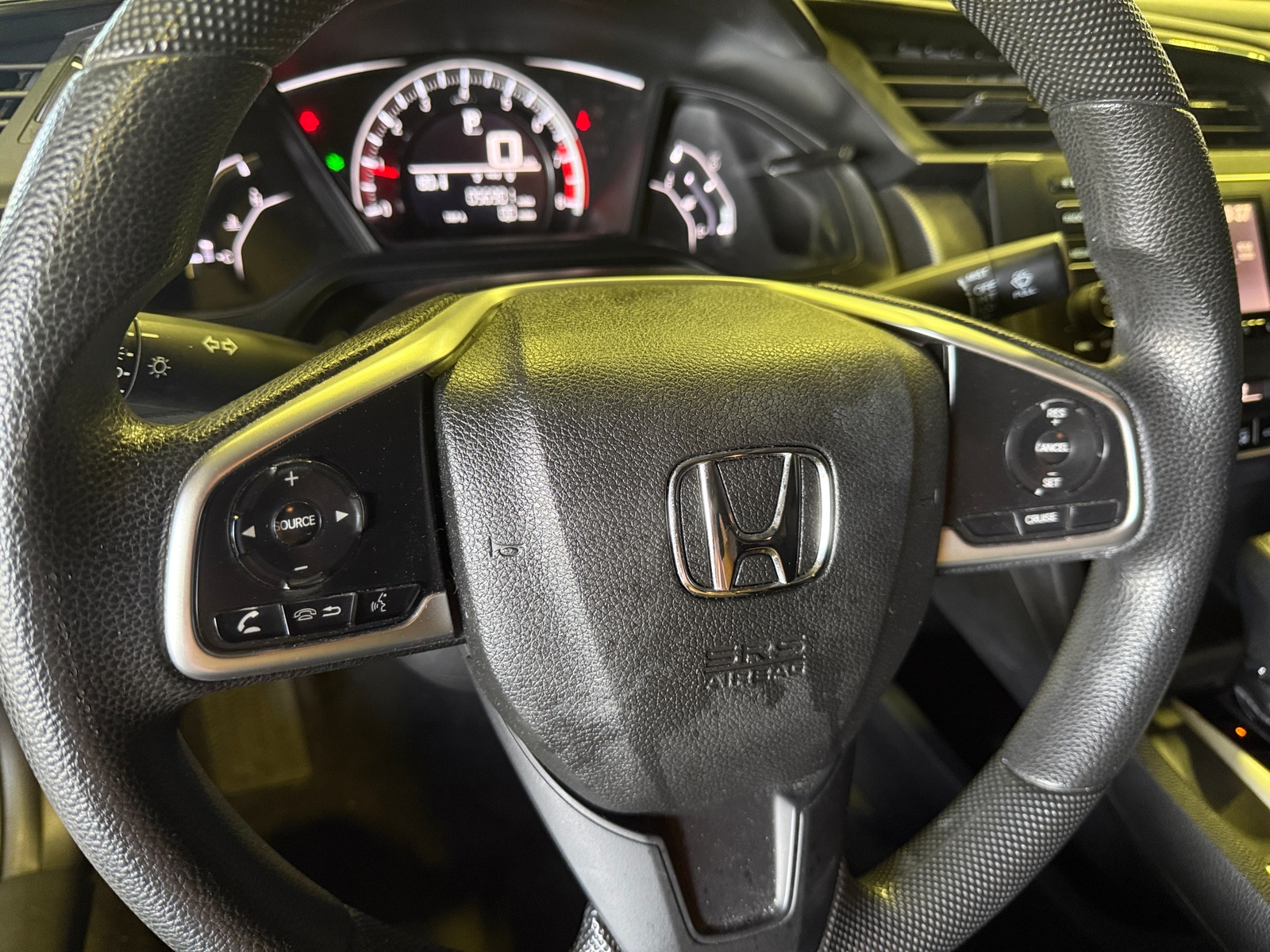 Thumbnail: 2016 Honda Civic - 5
