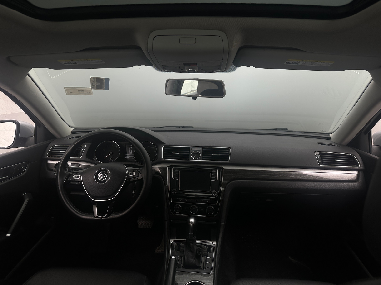 Thumbnail: 2016 Volkswagen Passat - 2