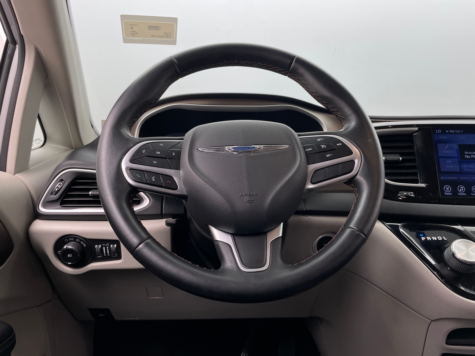Thumbnail: 2017 Chrysler Pacifica - 4