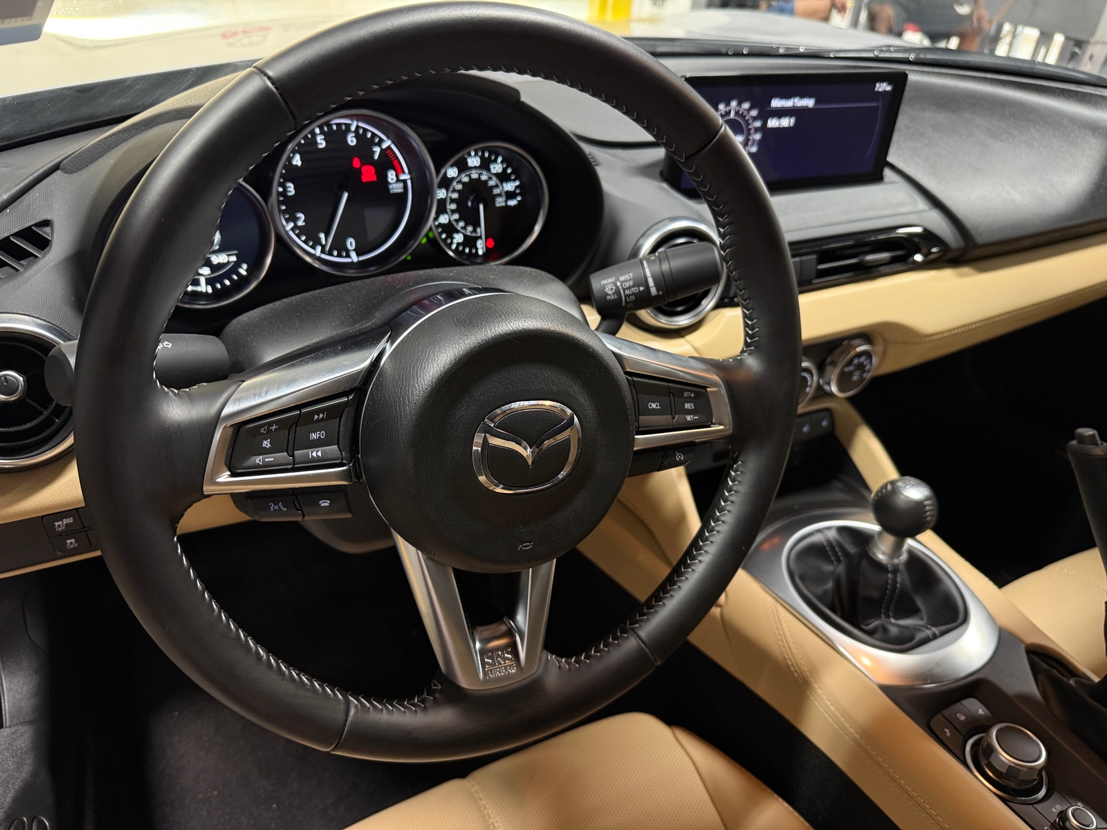 Thumbnail: 2025 Mazda MX-5 Miata - 4