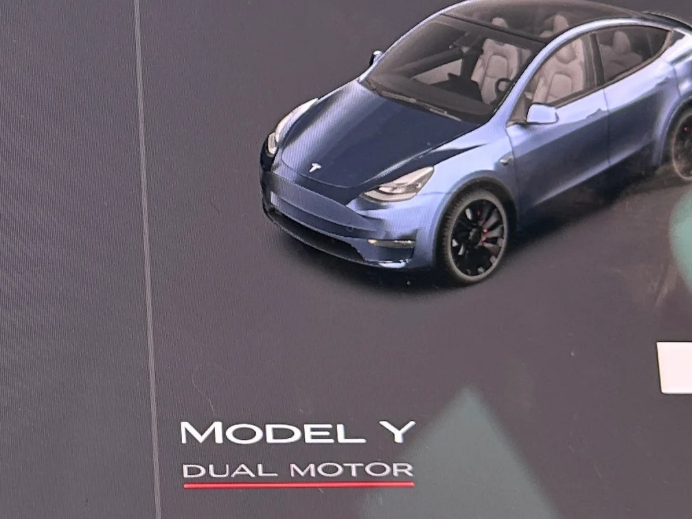 Thumbnail: 2022 Tesla Model Y - 3