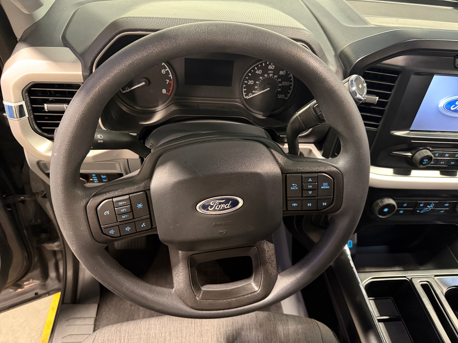 Thumbnail: 2023 Ford Econoline - 5