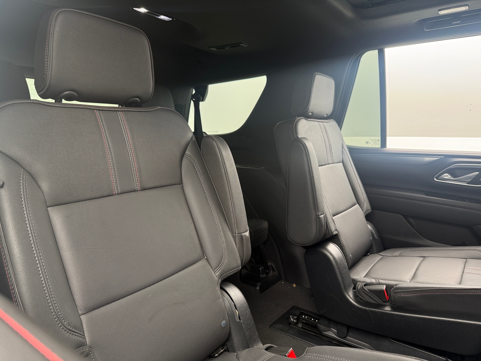 Thumbnail: 2023 Chevrolet Tahoe - 5