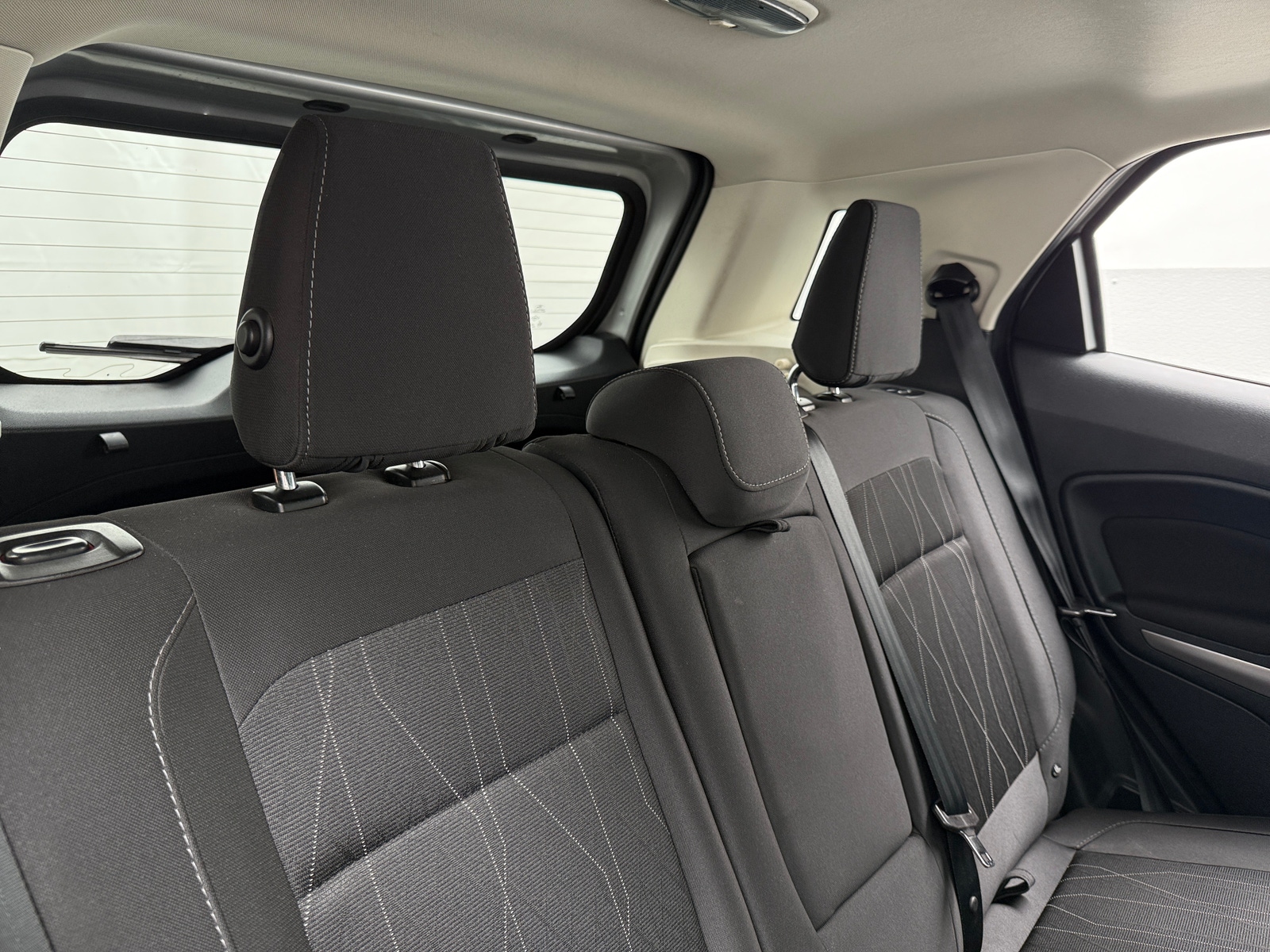 Thumbnail: 2021 Ford EcoSport - 6