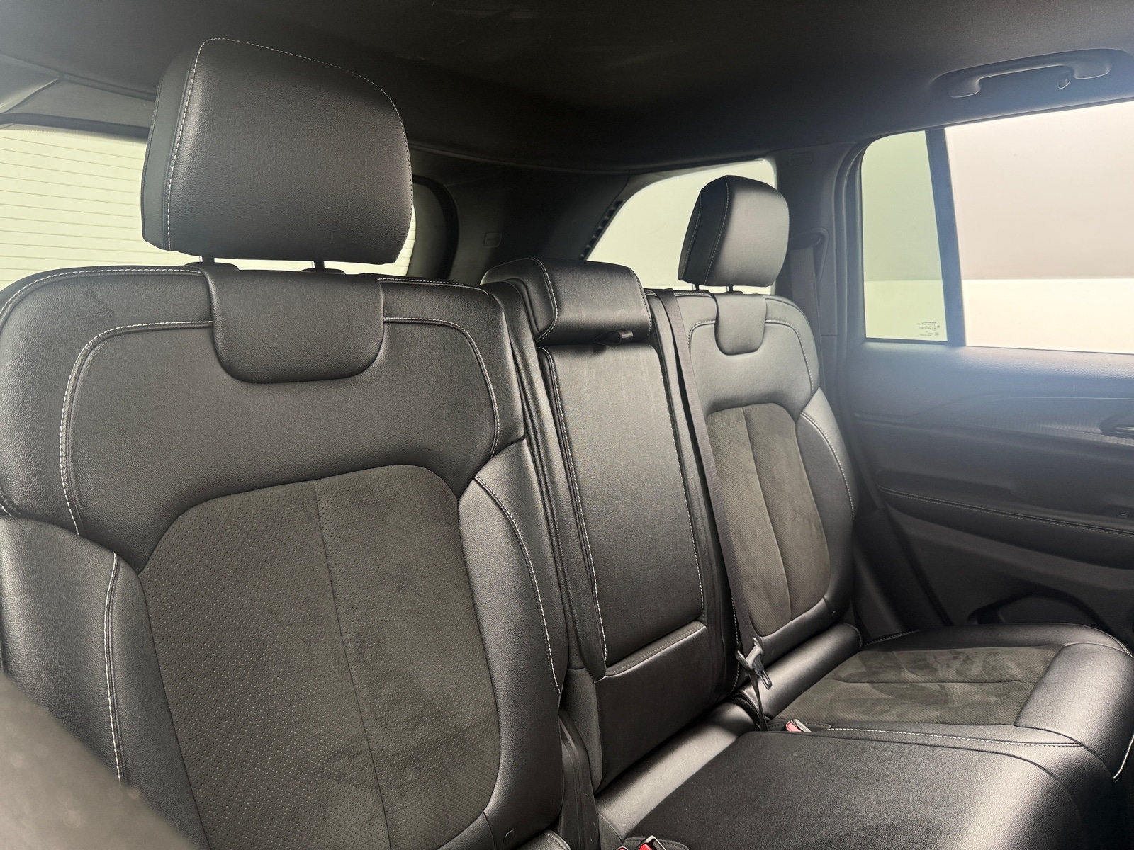 Thumbnail: 2023 Jeep Grand Cherokee - 5
