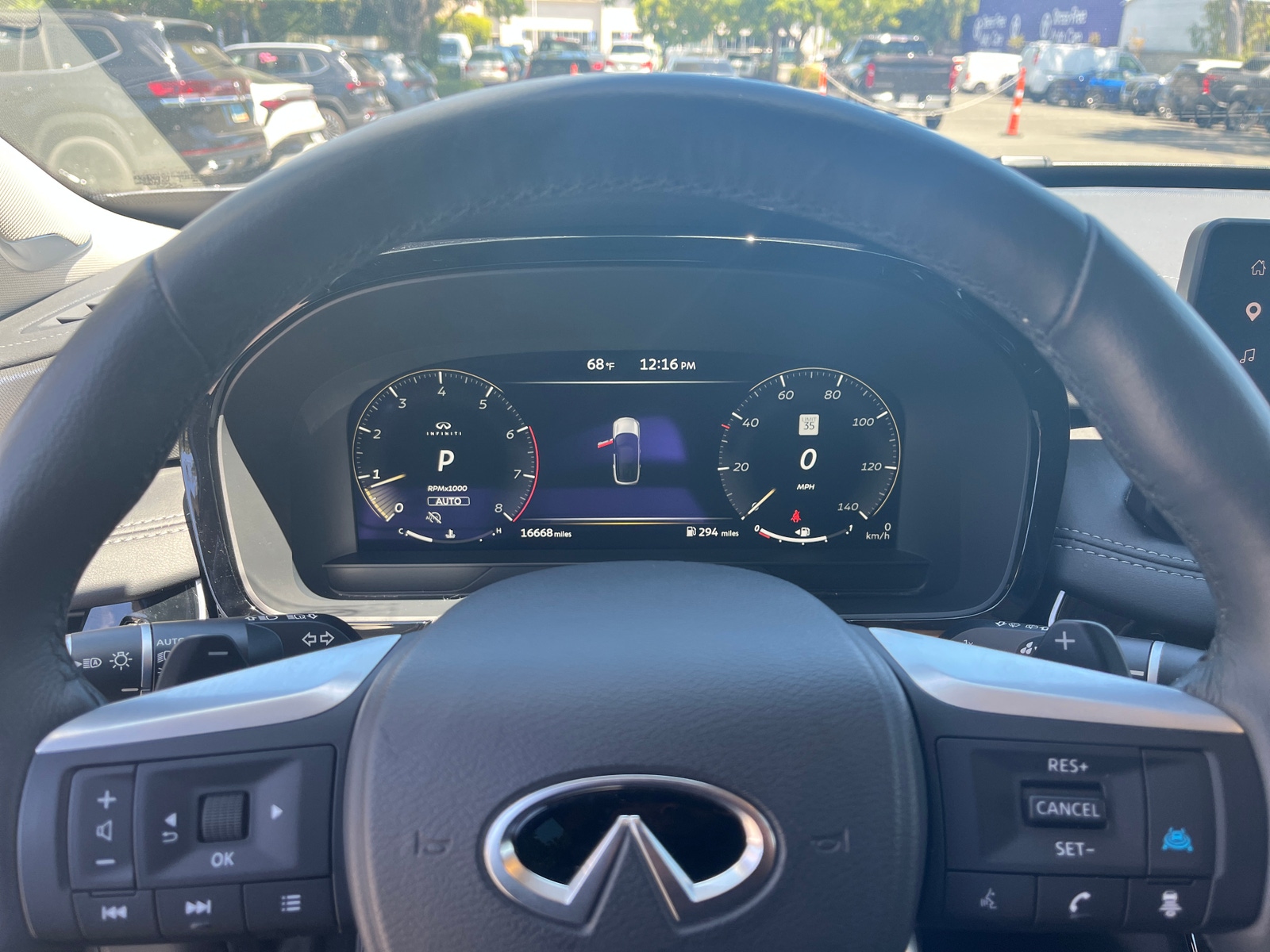 Thumbnail: 2026 INFINITI QX60 - 4