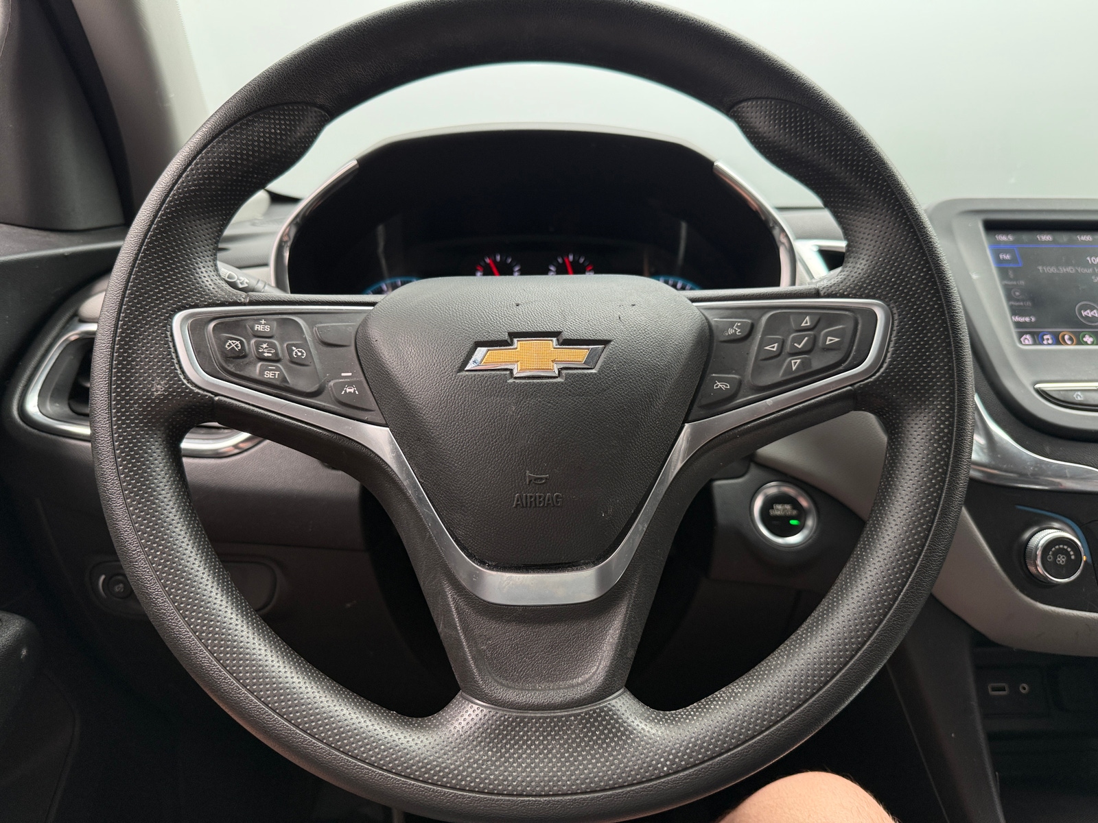 Thumbnail: 2023 Chevrolet Equinox - 5