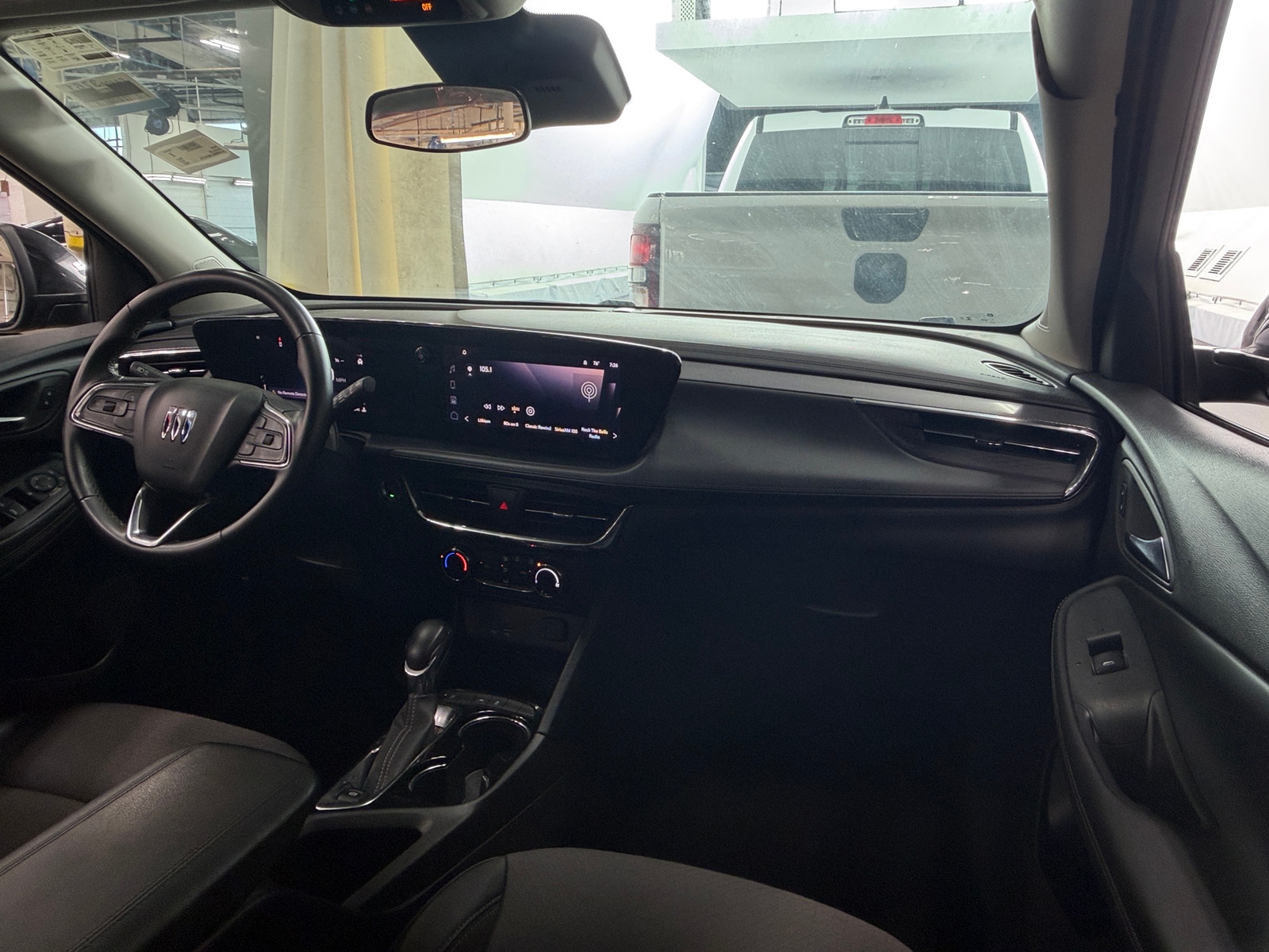 Thumbnail: 2025 Buick Encore GX - 2
