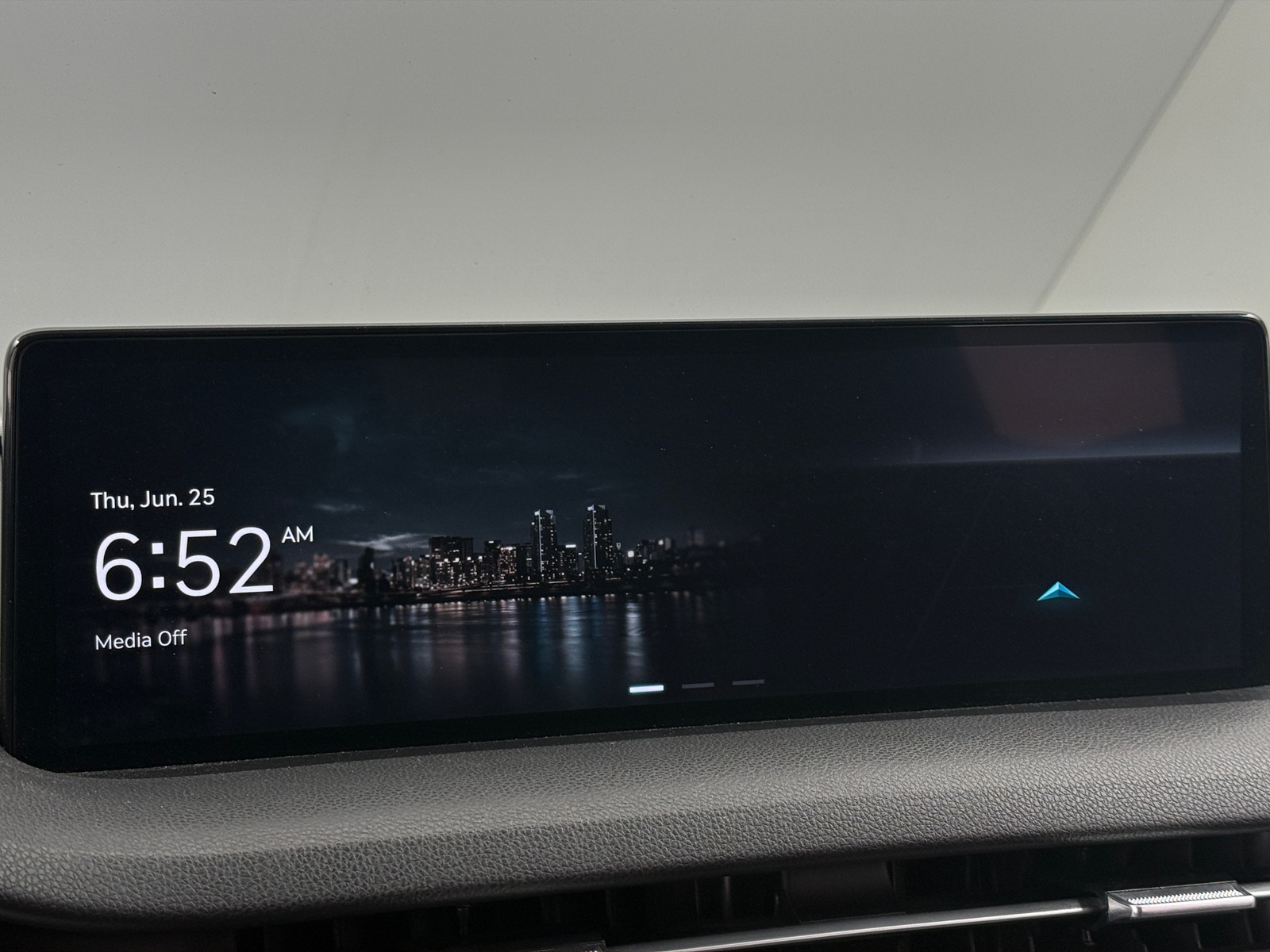 Thumbnail: 2025 Genesis GV70 - 3
