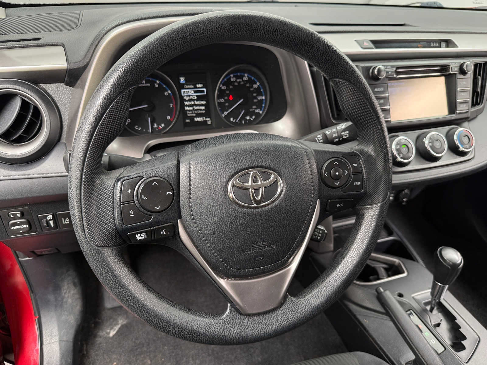 Thumbnail: 2017 Toyota RAV4 - 5