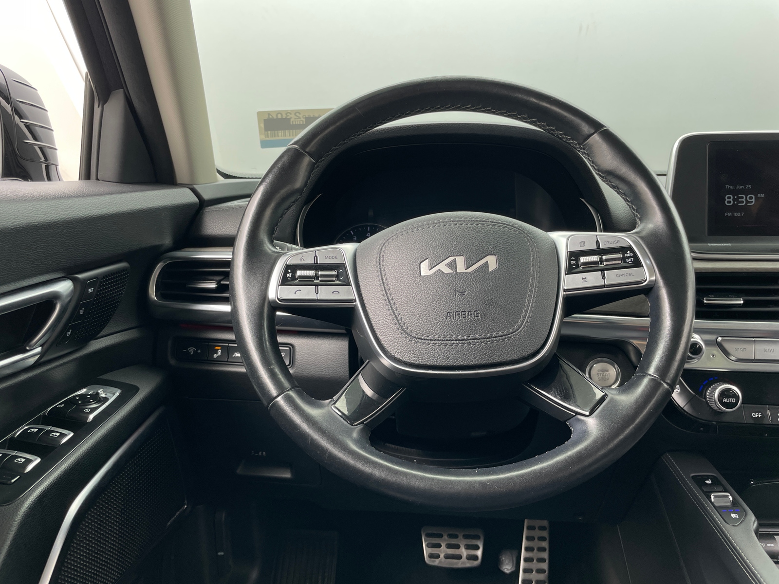 Thumbnail: 2022 Kia Telluride - 4
