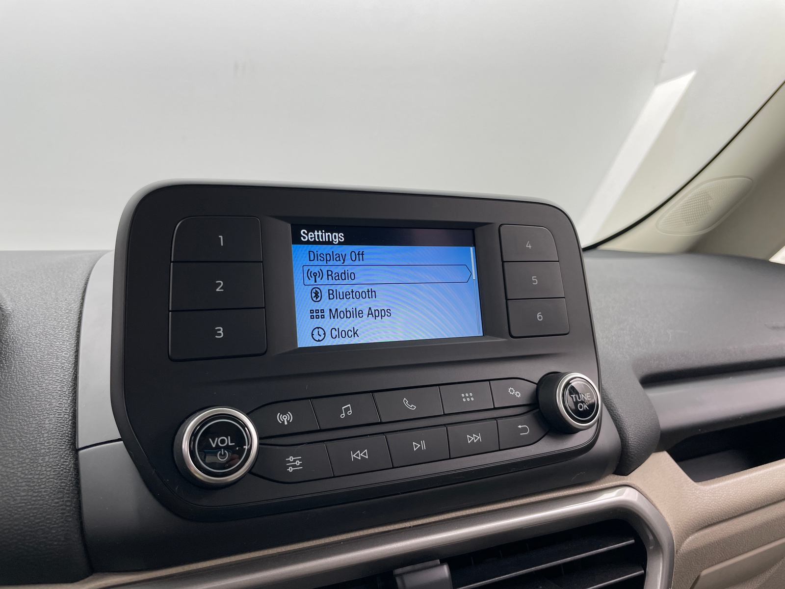 Thumbnail: 2021 Ford EcoSport - 4