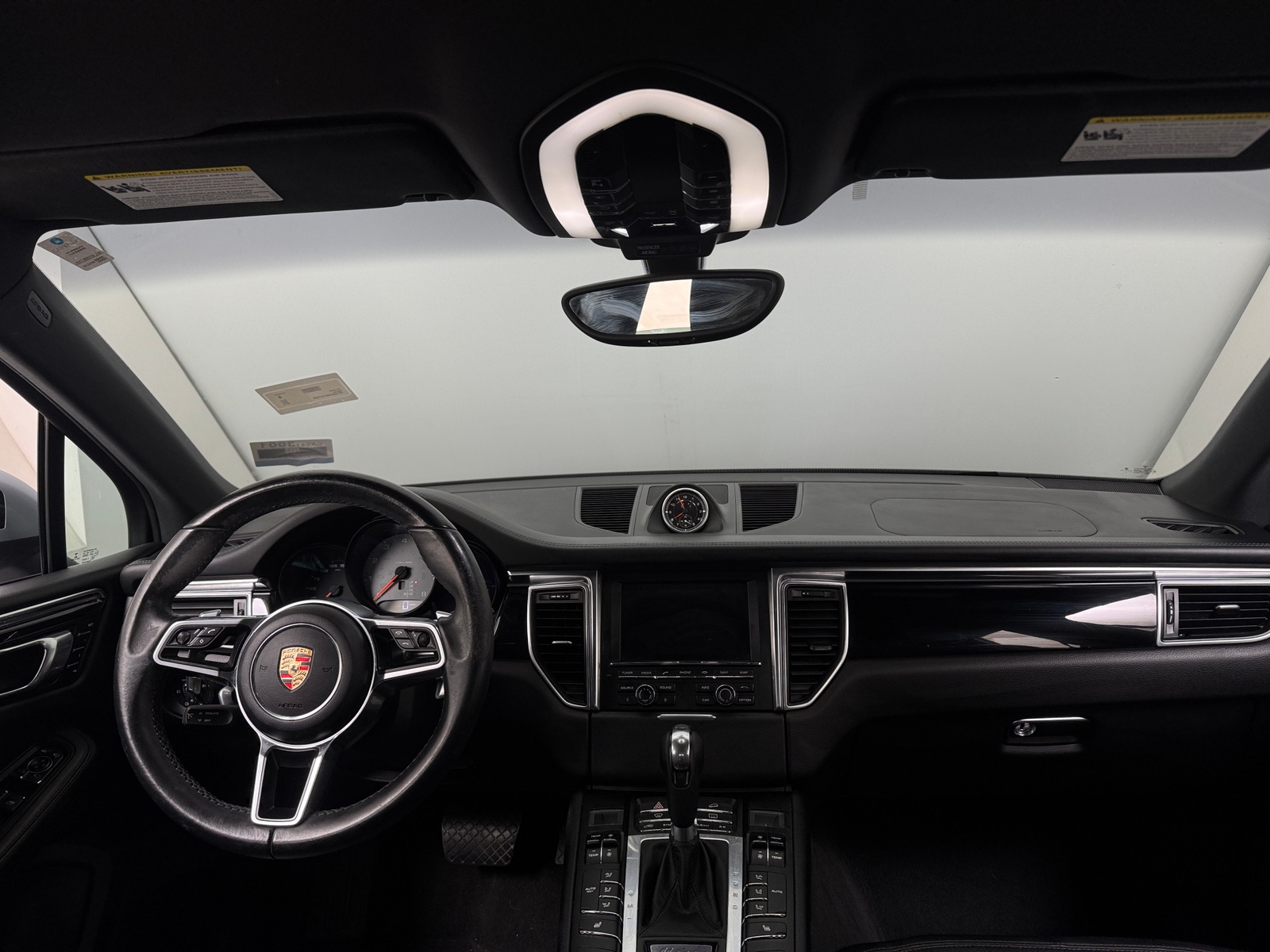 Thumbnail: 2015 Porsche Macan - 2