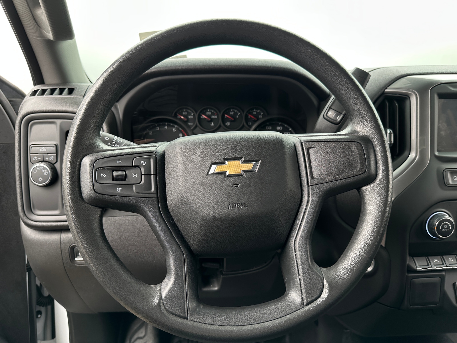 Thumbnail: 2024 Chevrolet Silverado 1500 - 5