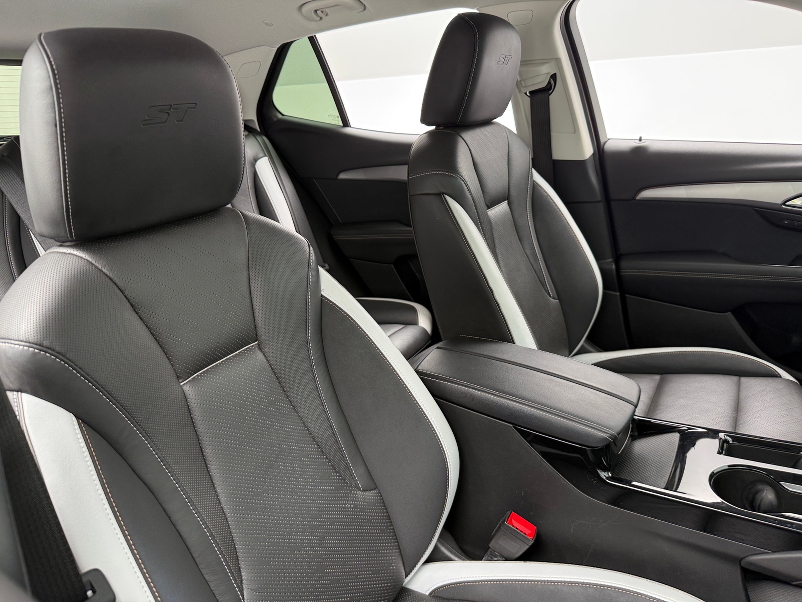 Thumbnail: 2025 Buick Envision - 2