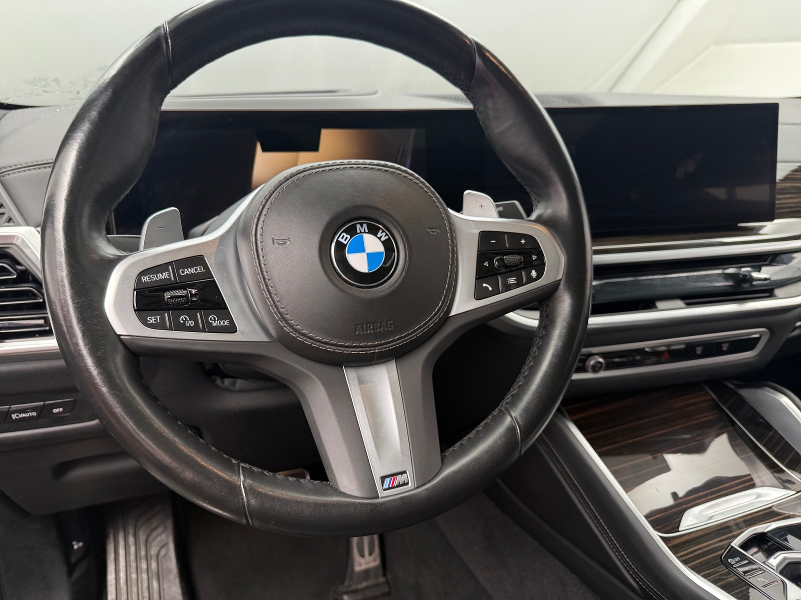 Thumbnail: 2025 BMW X6 - 4