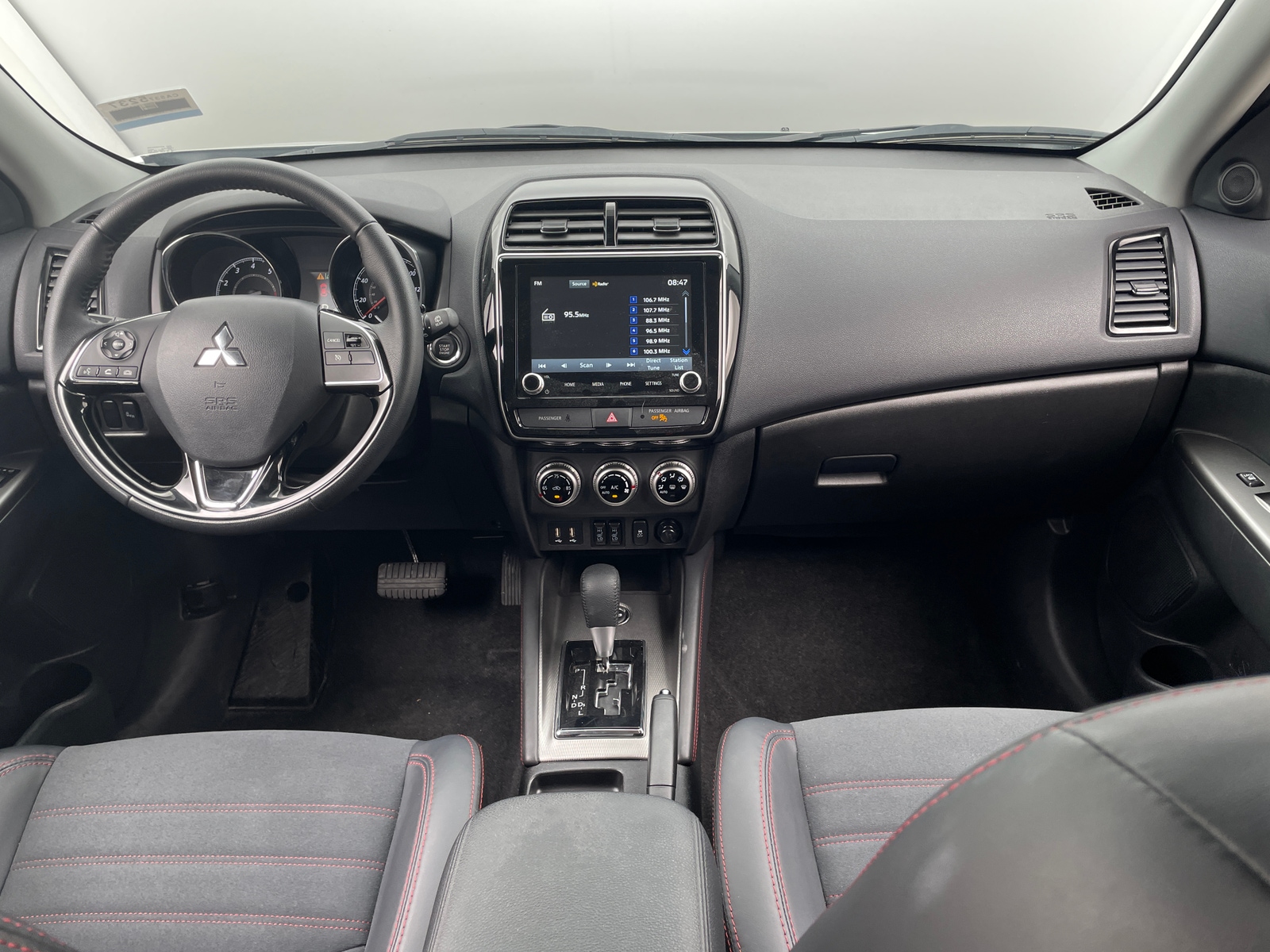 Thumbnail: 2025 Mitsubishi Outlander Sport - 2