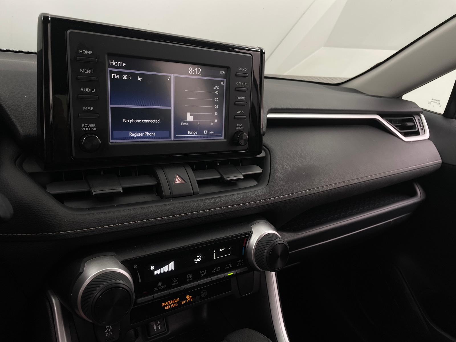 Thumbnail: 2019 Toyota RAV4 - 4