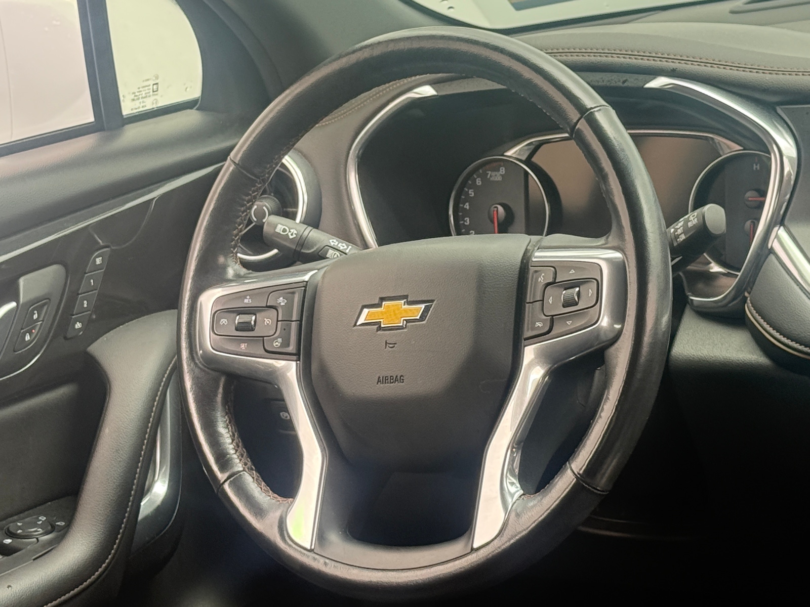 Thumbnail: 2019 Chevrolet Blazer - 4