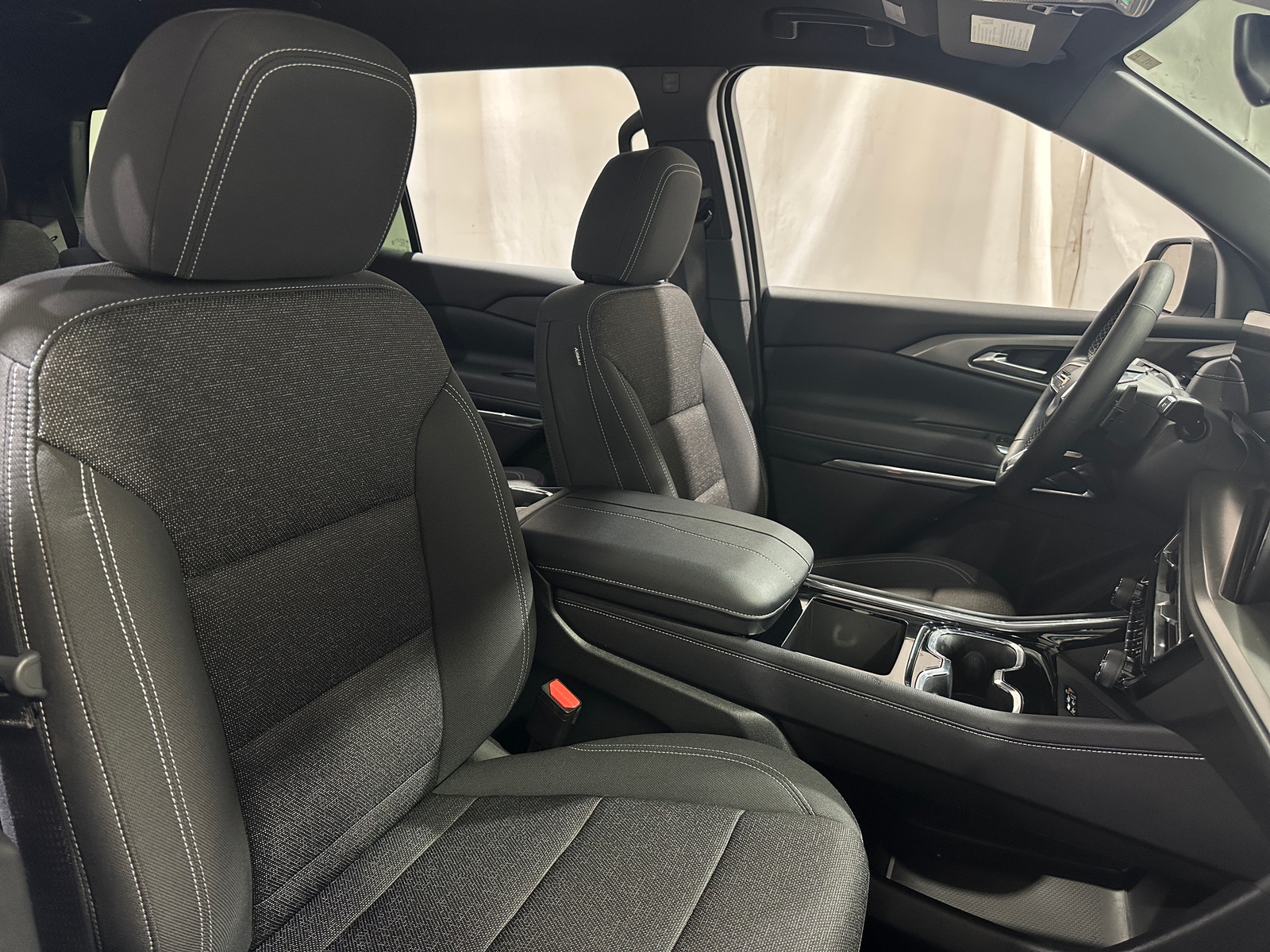 Thumbnail: 2026 Chevrolet Traverse - 2