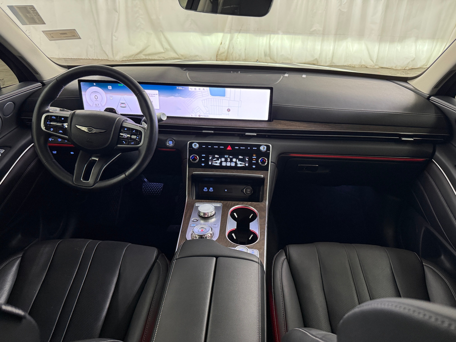 Thumbnail: 2025 Genesis GV80 - 2