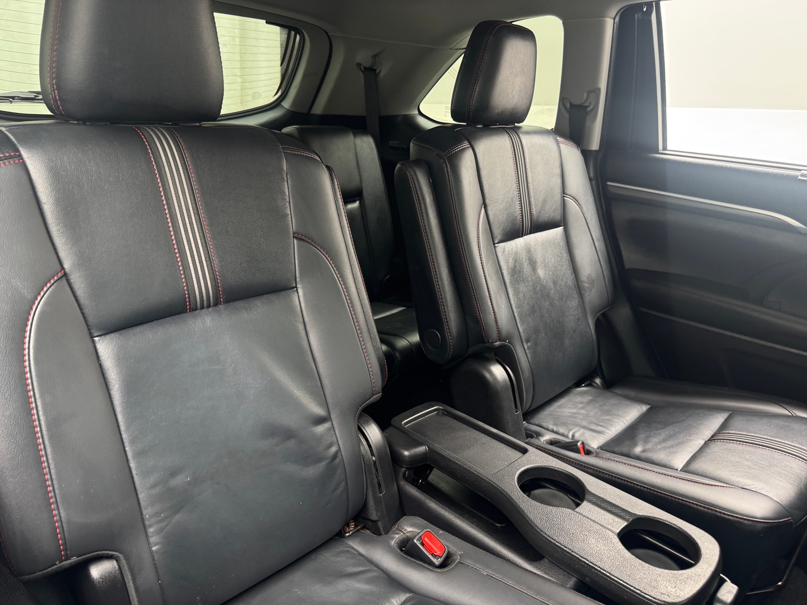 Thumbnail: 2019 Toyota Highlander - 5