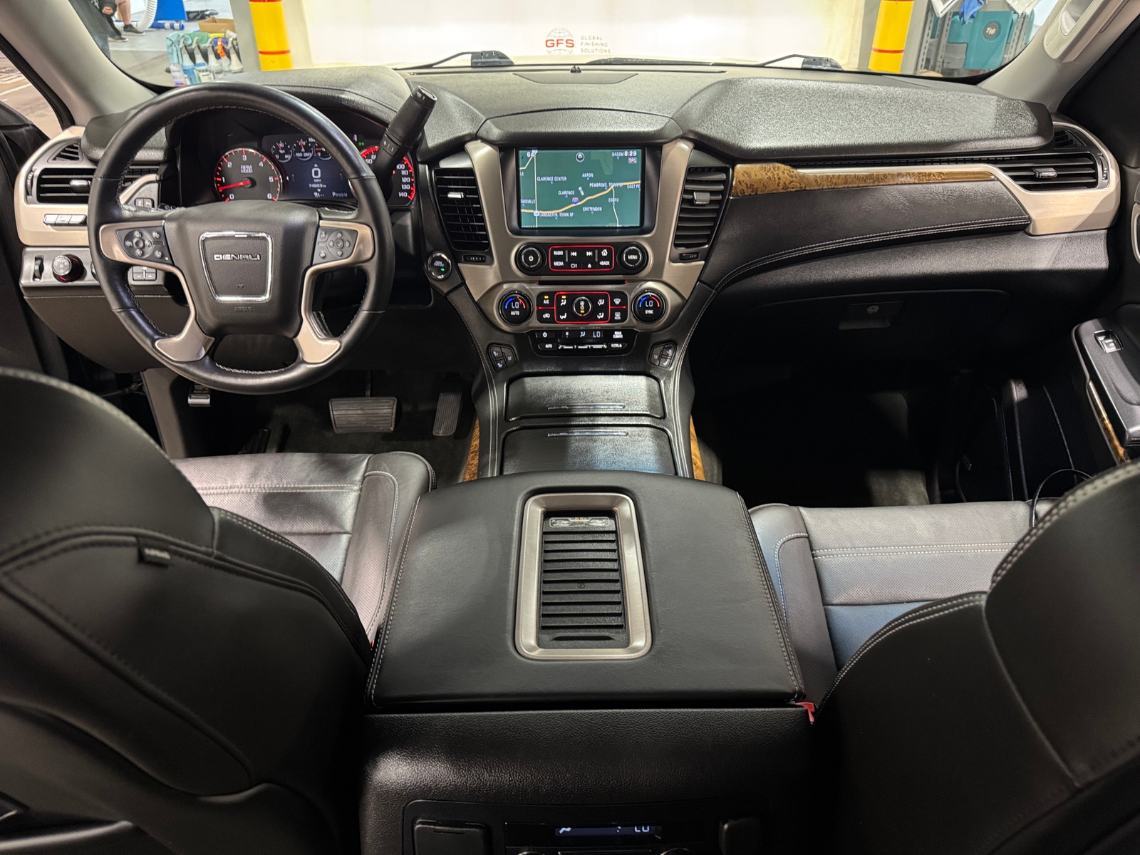 Thumbnail: 2015 GMC Yukon - 2