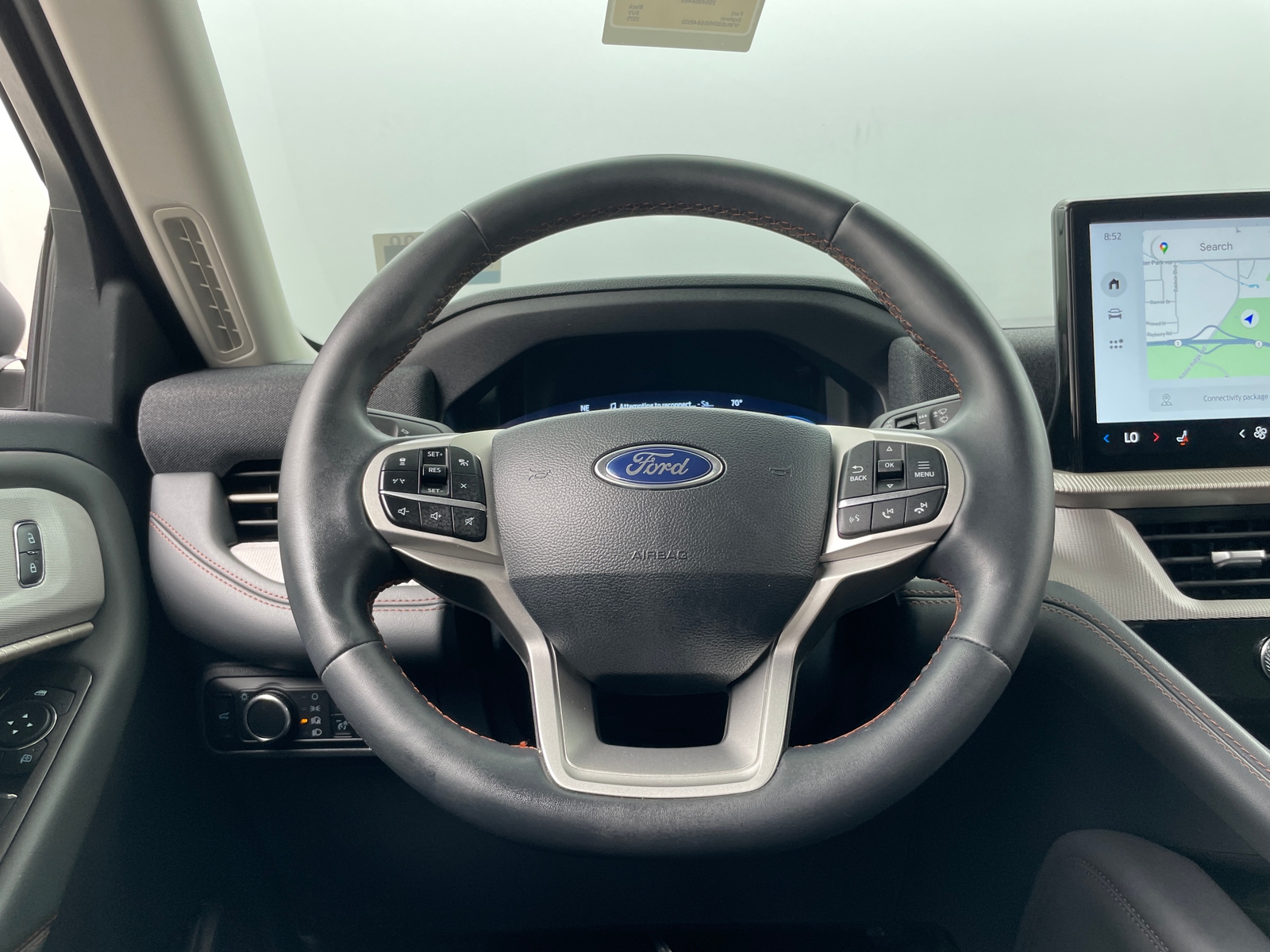 Thumbnail: 2025 Ford Explorer - 5