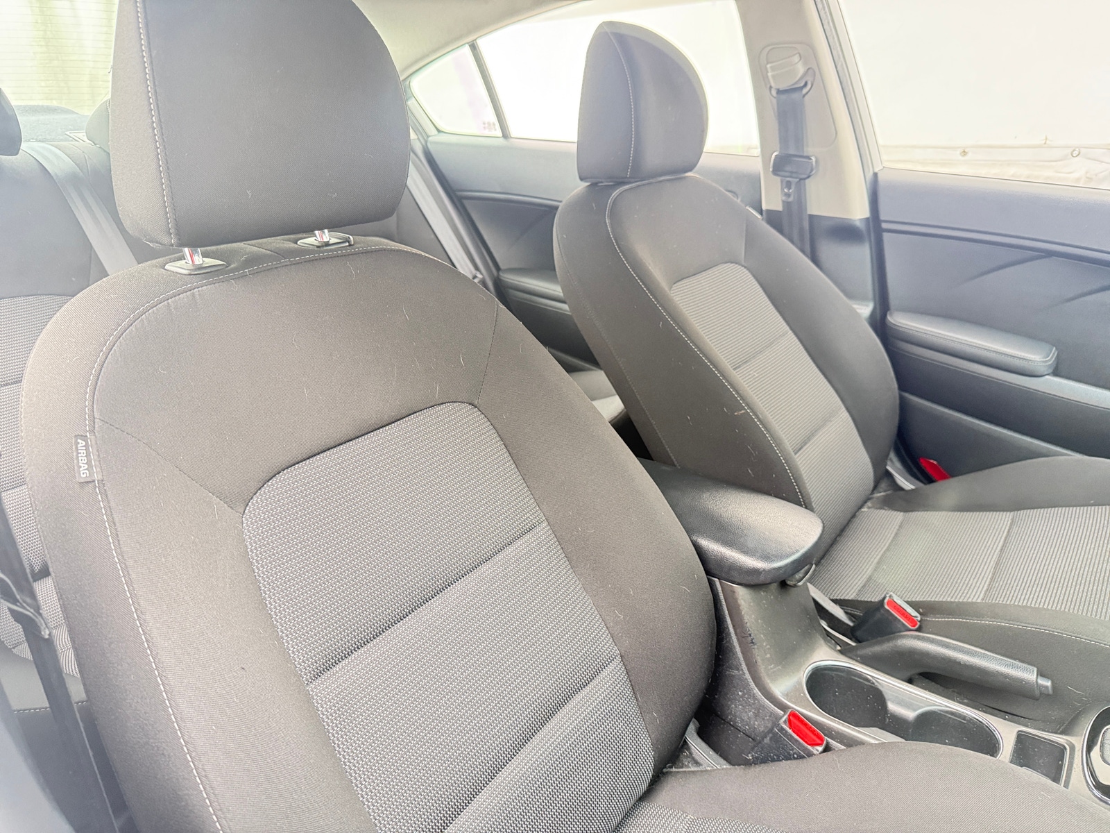 Thumbnail: 2017 Kia Forte - 2