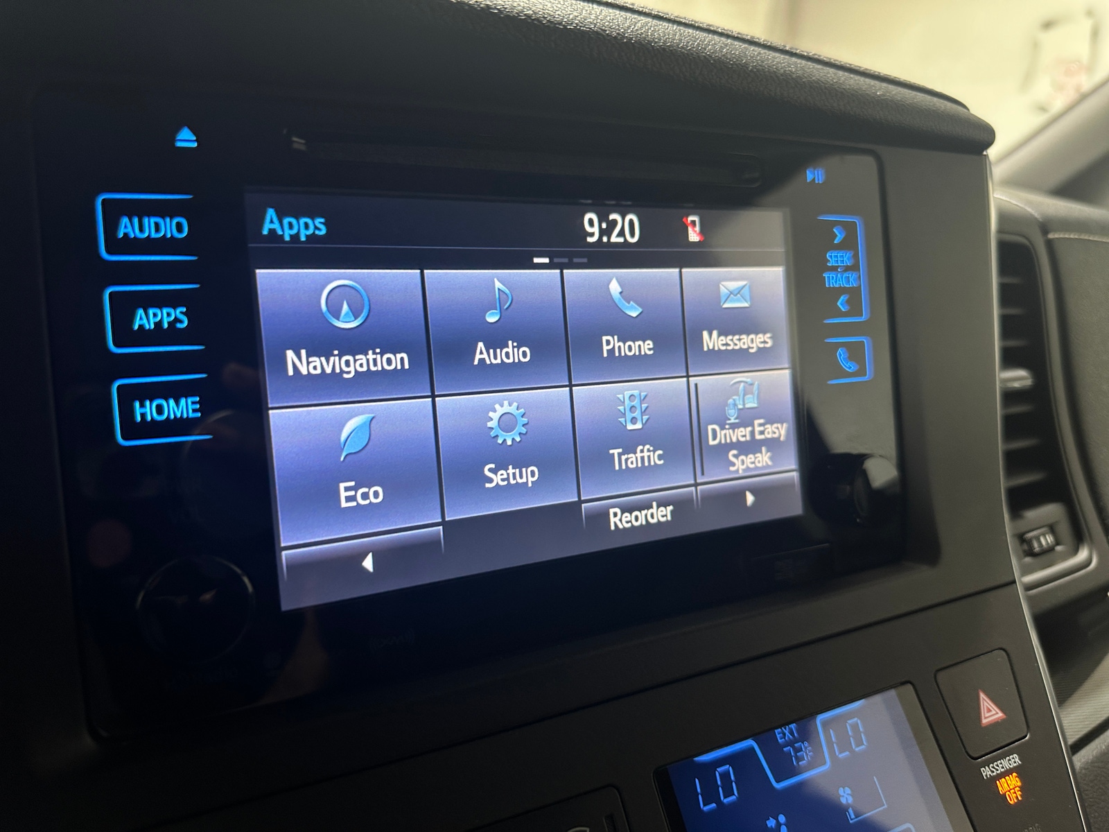 Thumbnail: 2016 Toyota Sienna - 3