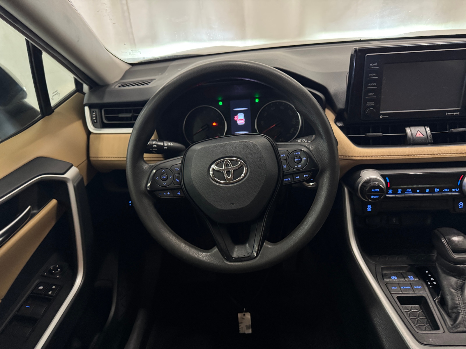Thumbnail: 2021 Toyota RAV4 - 5