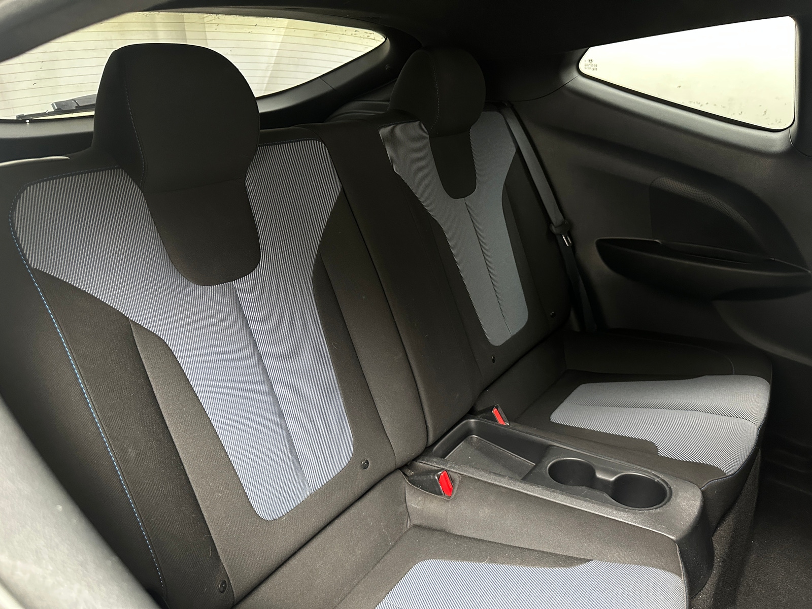 Thumbnail: 2020 Hyundai Veloster - 6