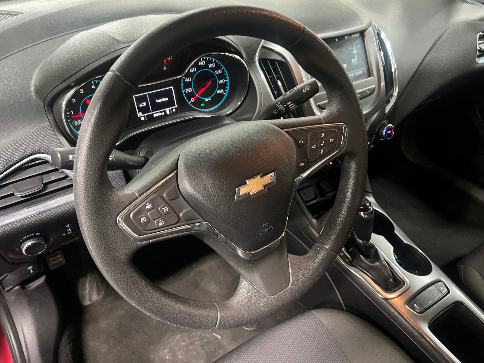 Thumbnail: 2017 Chevrolet Cruze - 5