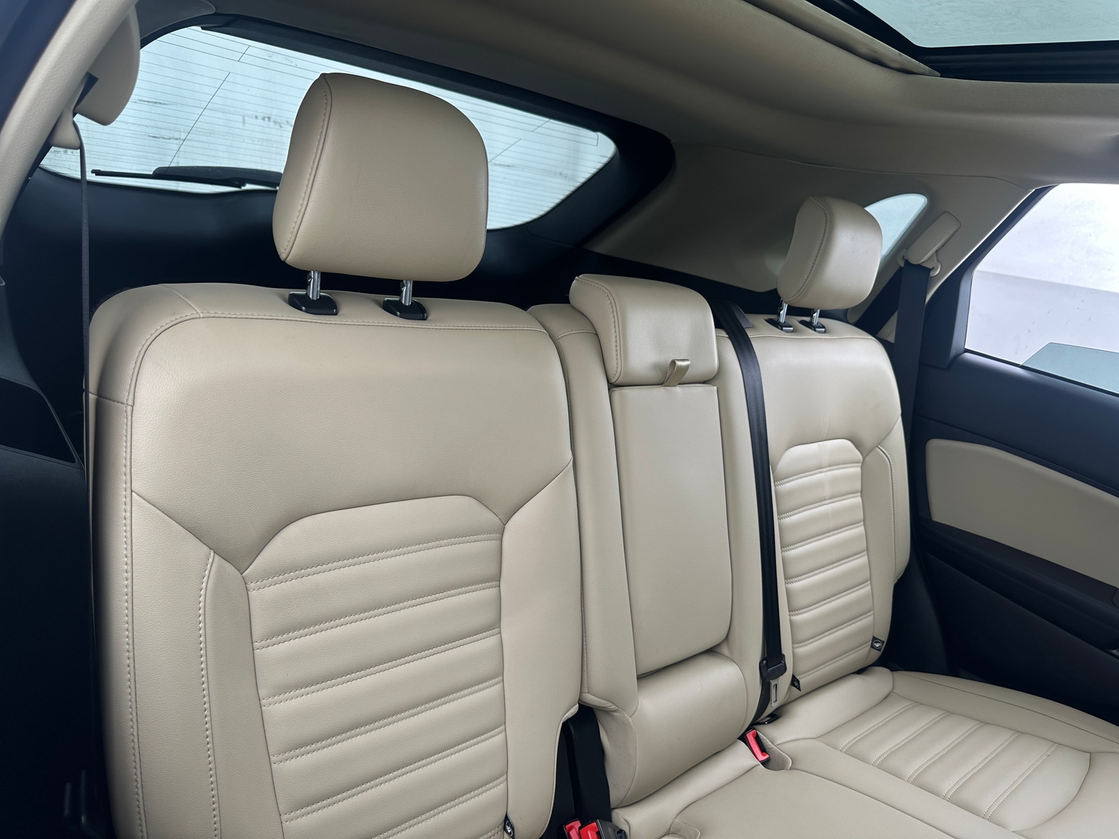 Thumbnail: 2020 Ford Edge - 5