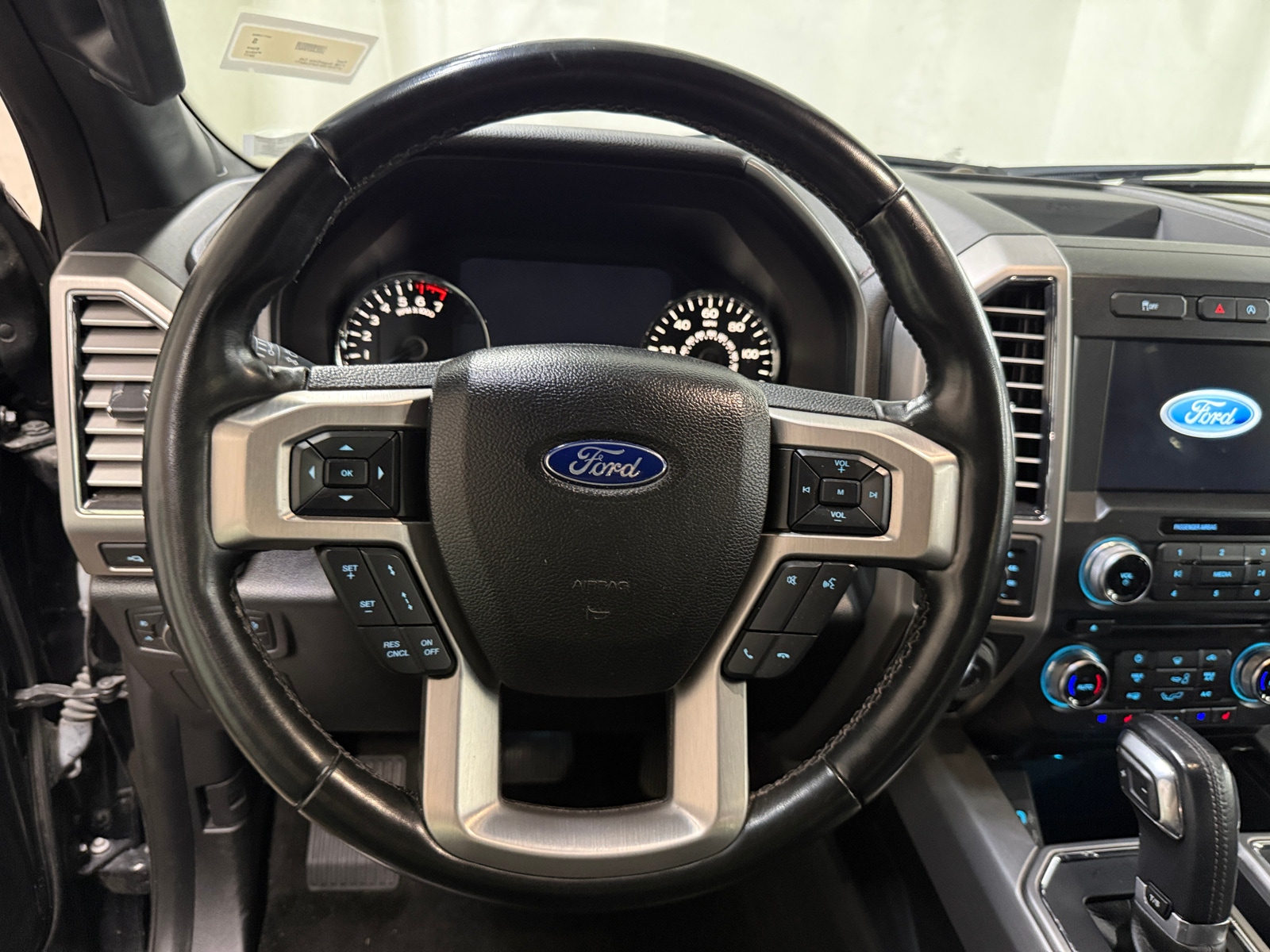 Thumbnail: 2017 Ford Econoline - 4