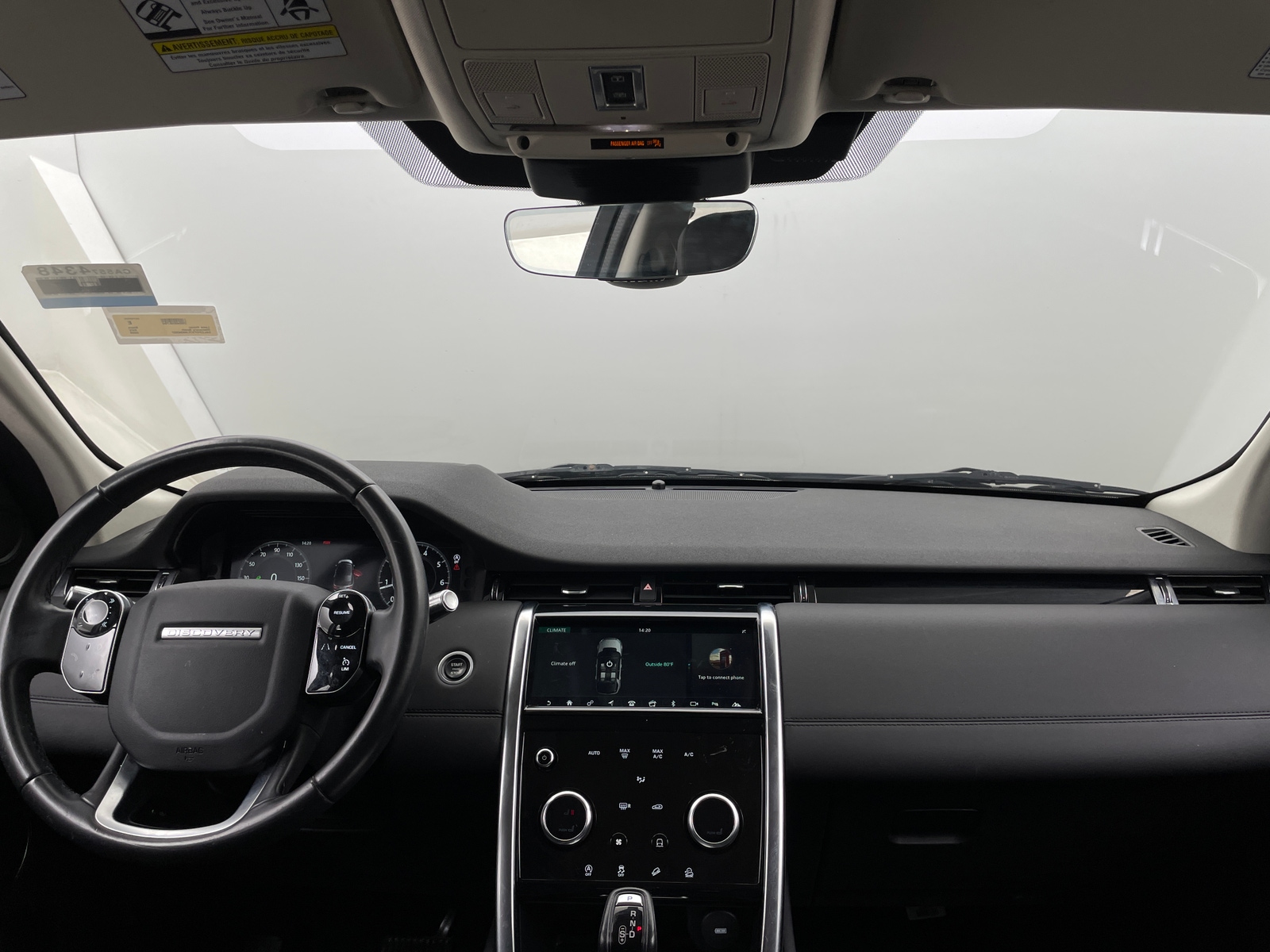 Thumbnail: 2020 Land Rover Discovery Sport - 3