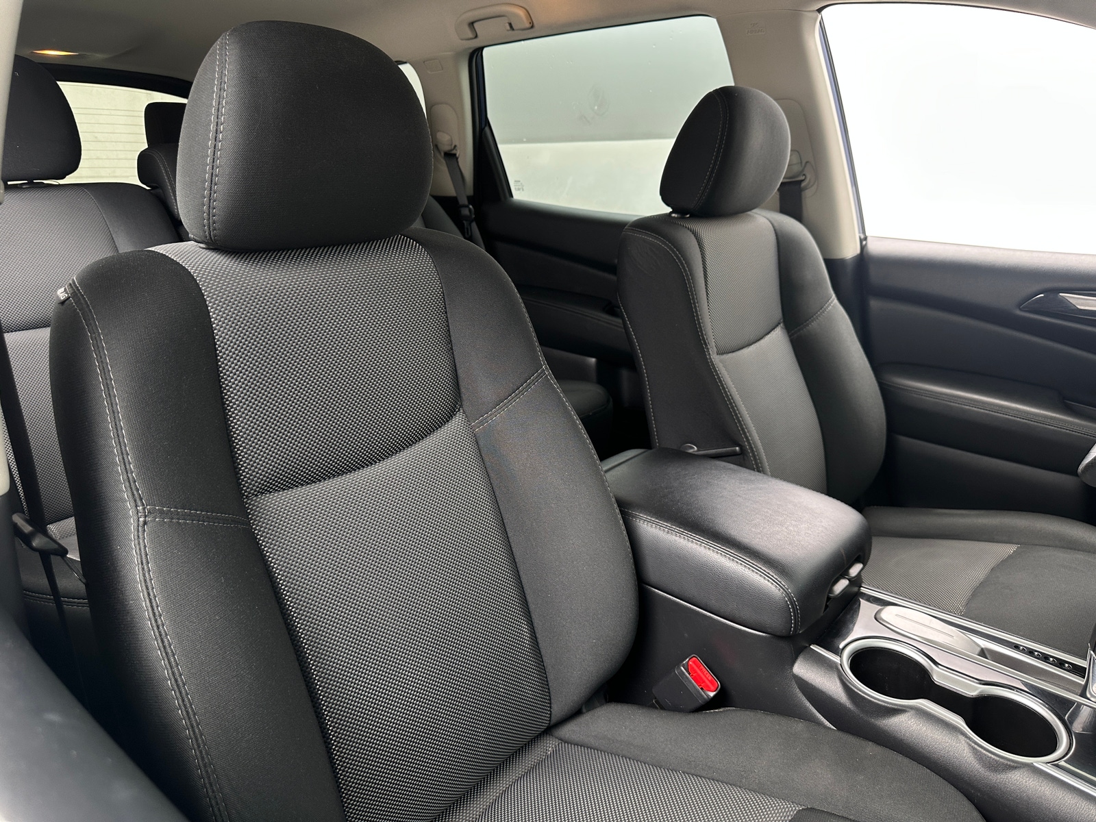 Thumbnail: 2020 Nissan Pathfinder - 2