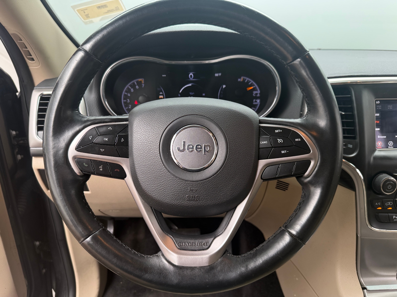 Thumbnail: 2019 Jeep Grand Cherokee - 5