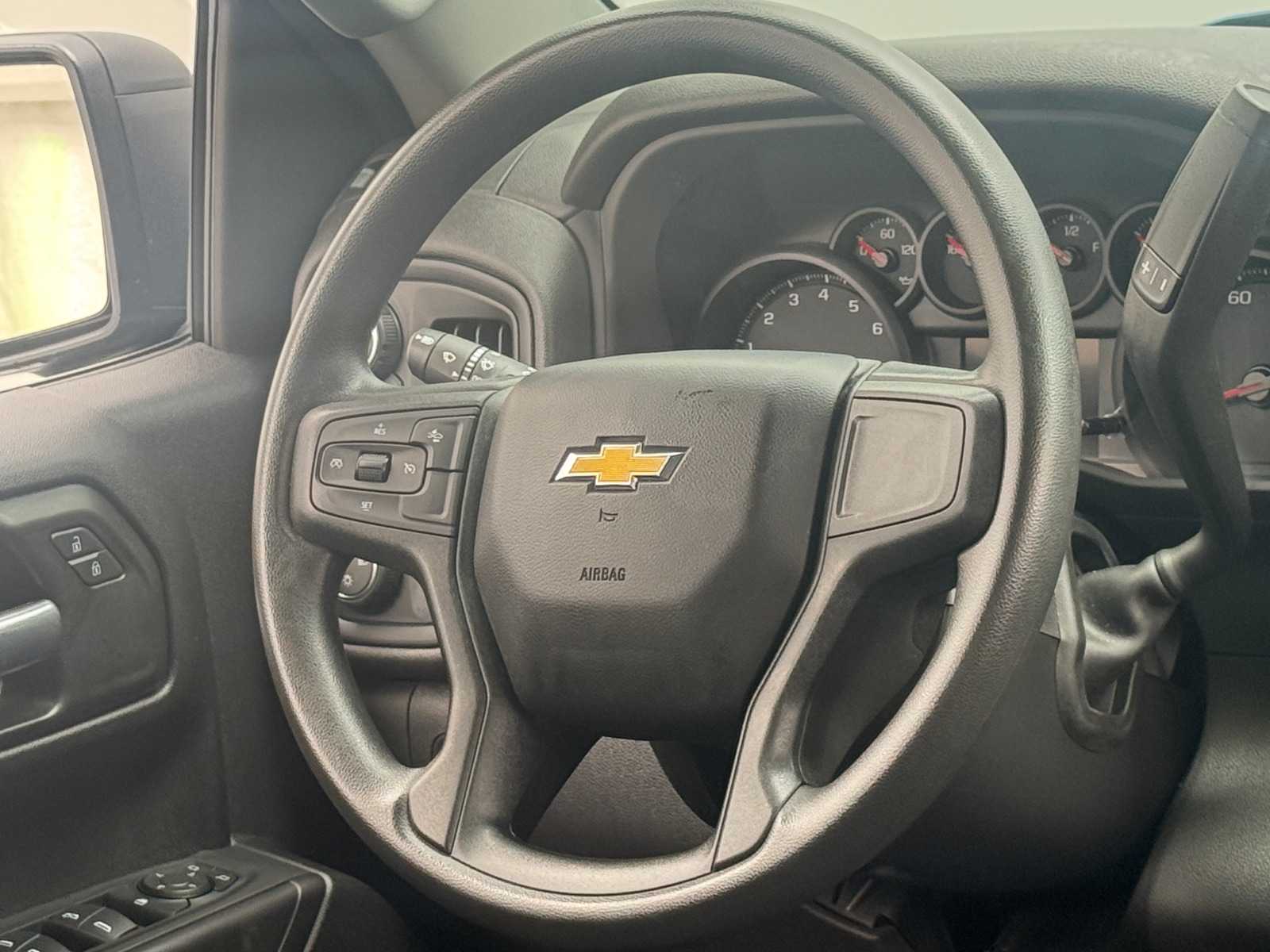 Thumbnail: 2024 Chevrolet Silverado 1500 - 5
