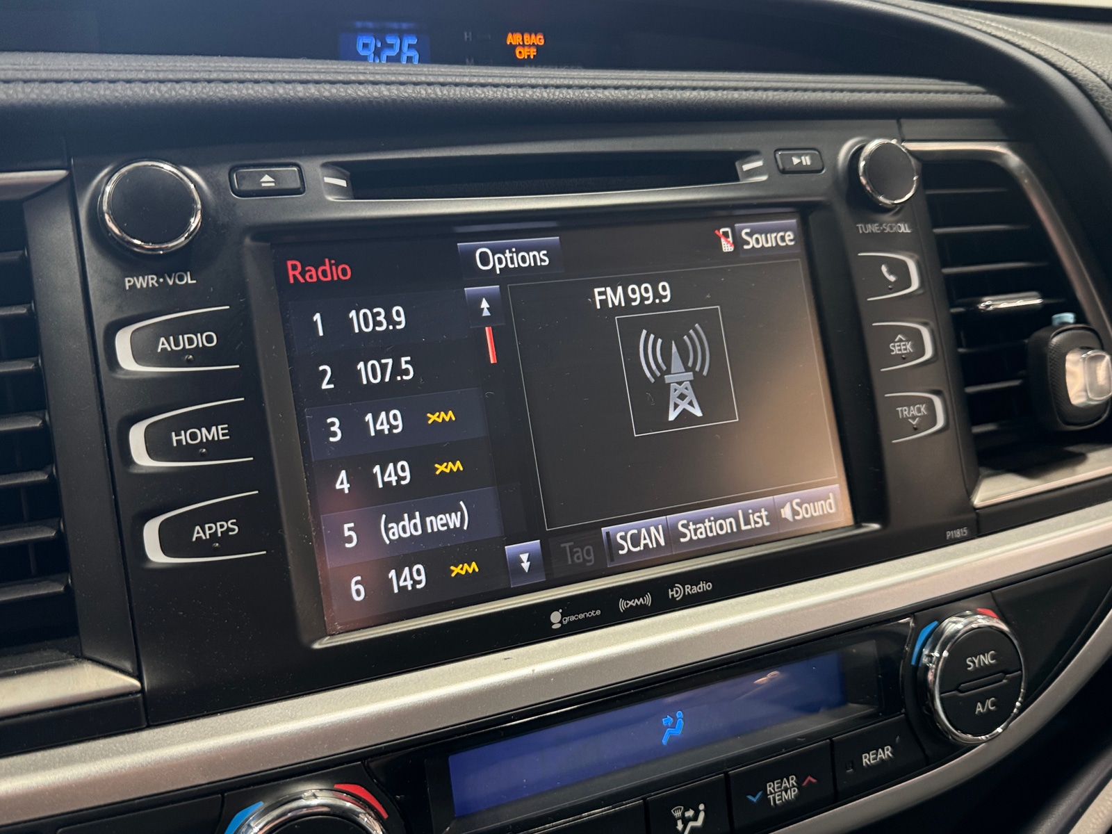Thumbnail: 2019 Toyota Highlander - 4