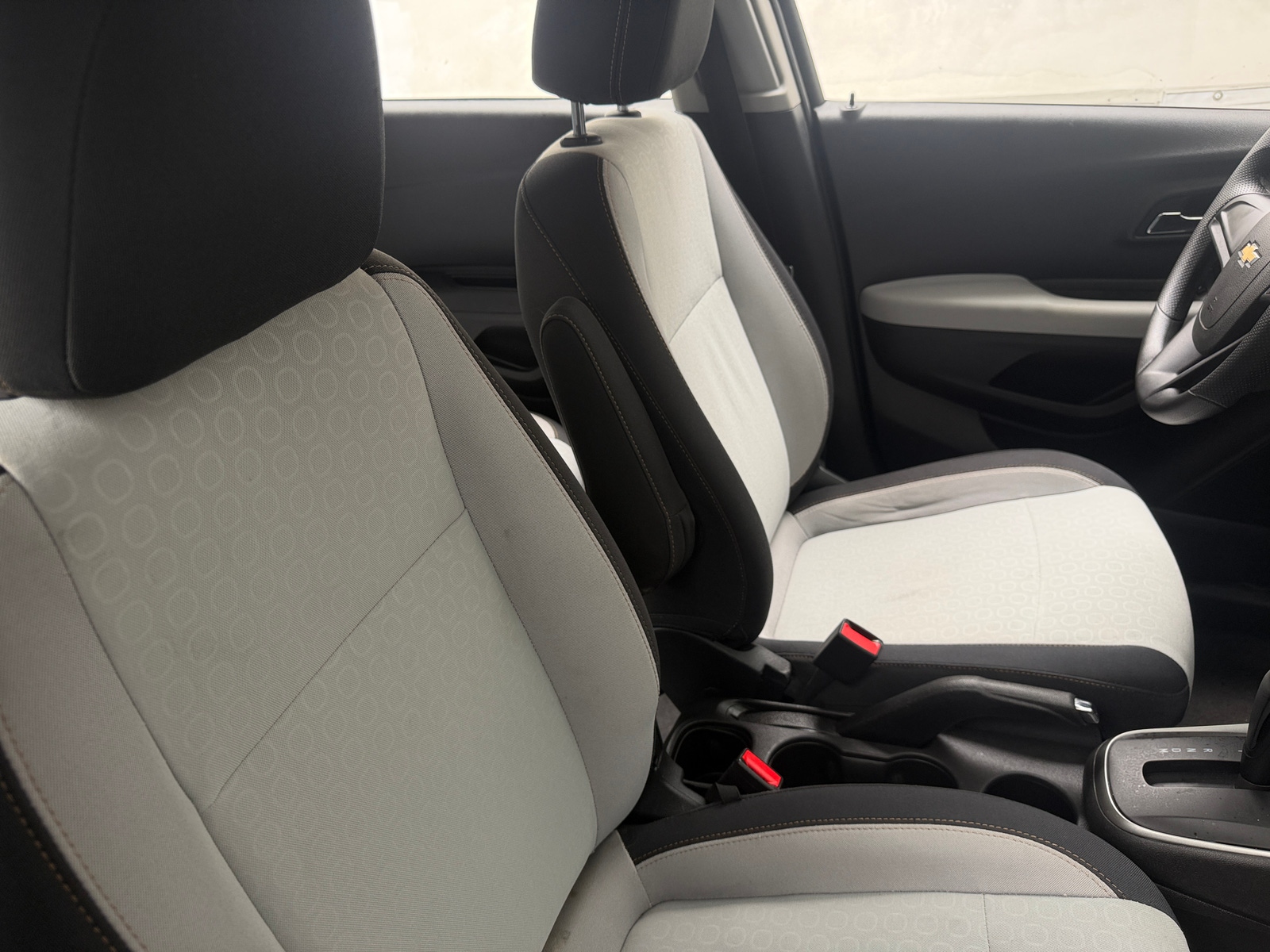 Thumbnail: 2018 Chevrolet Trax - 2