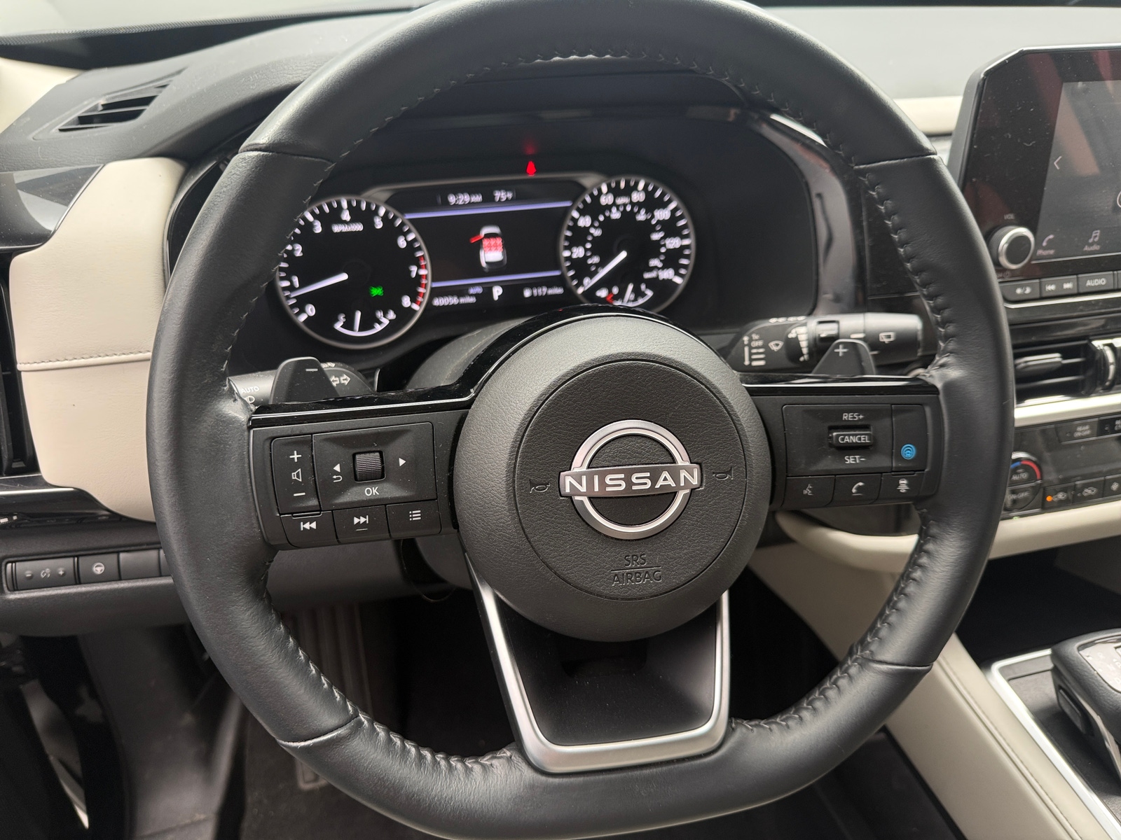 Thumbnail: 2022 Nissan Pathfinder - 5
