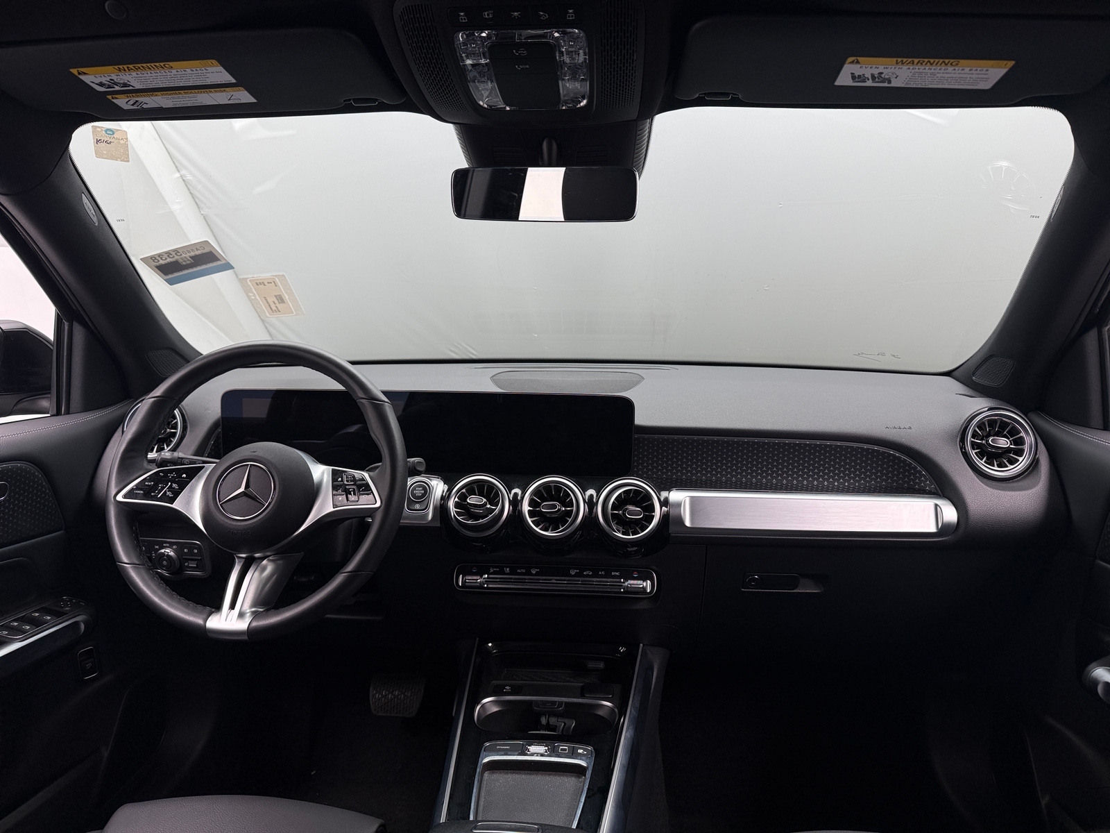 Thumbnail: 2025 Mercedes-Benz GLB - 2