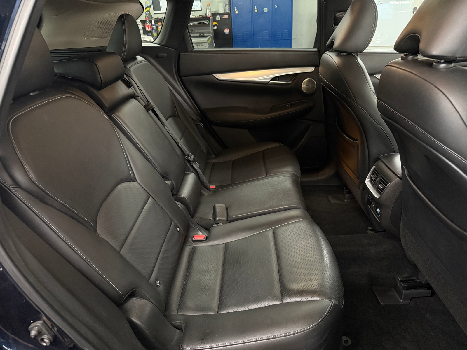 Thumbnail: 2019 INFINITI QX50 - 5