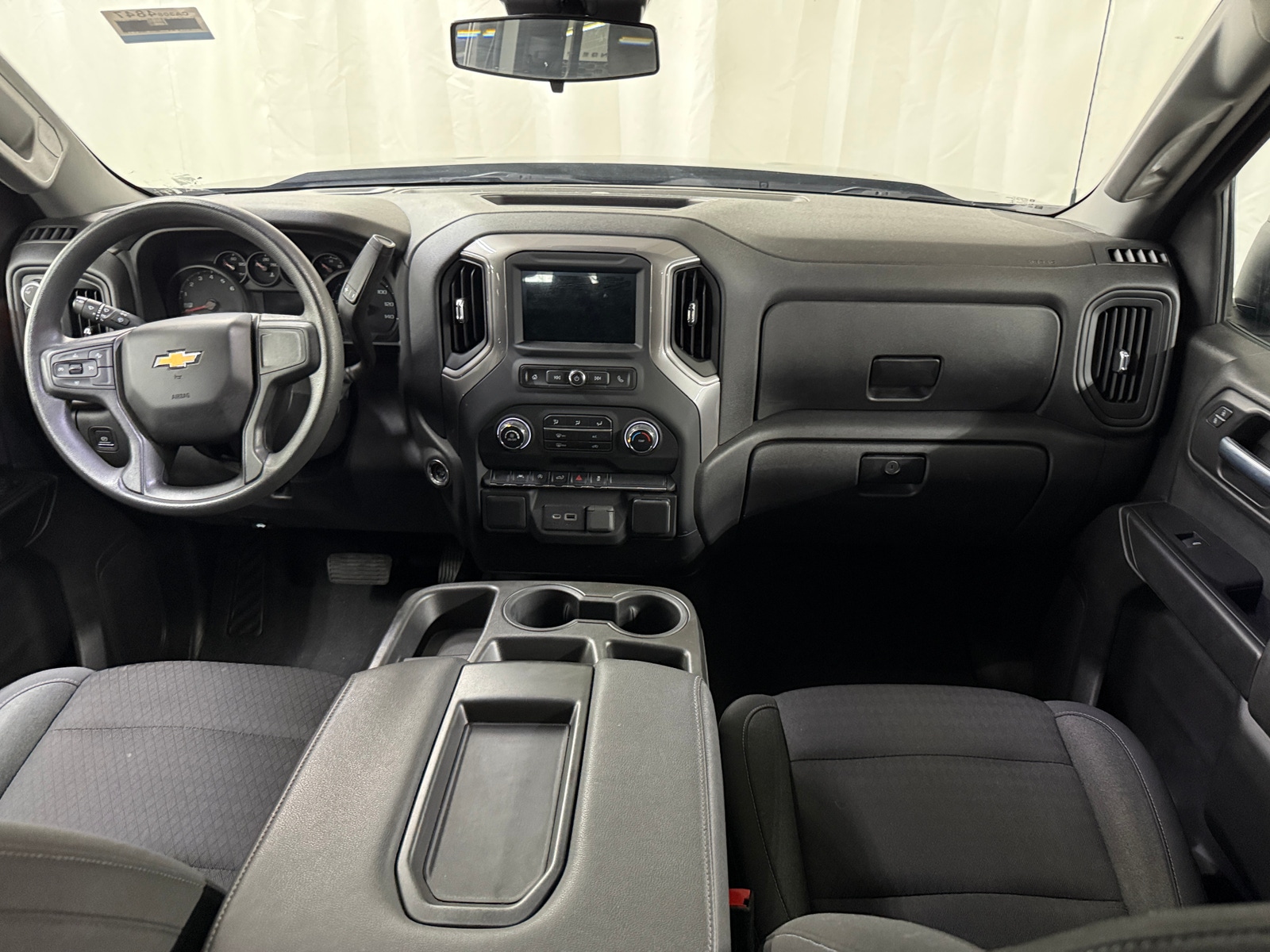 Thumbnail: 2023 Chevrolet Silverado 1500 - 3