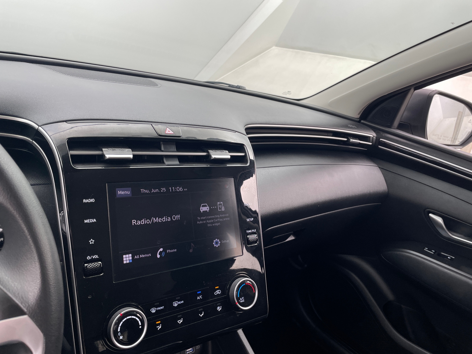 Thumbnail: 2023 Hyundai Tucson - 4