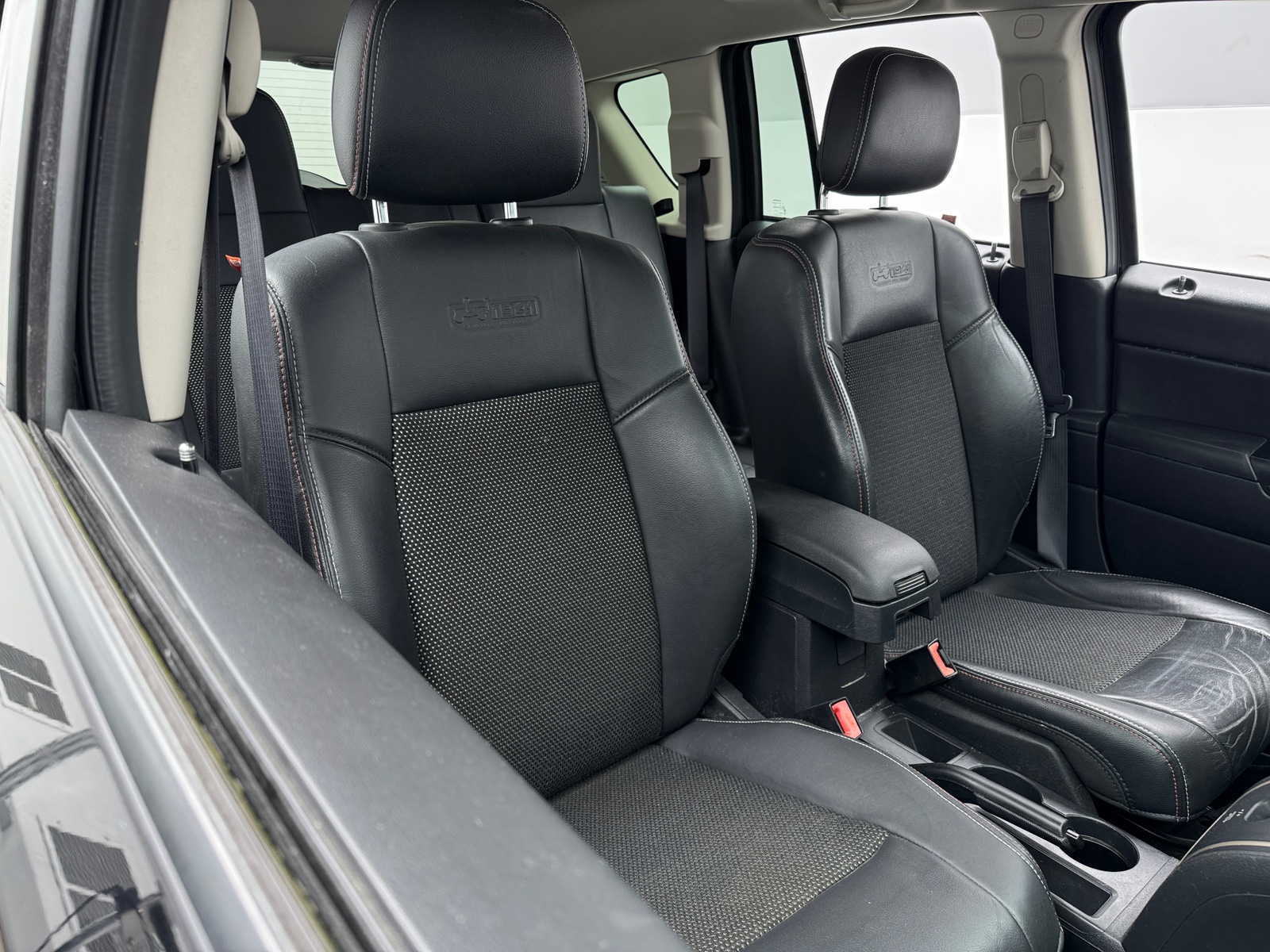 Thumbnail: 2017 Jeep Compass - 2